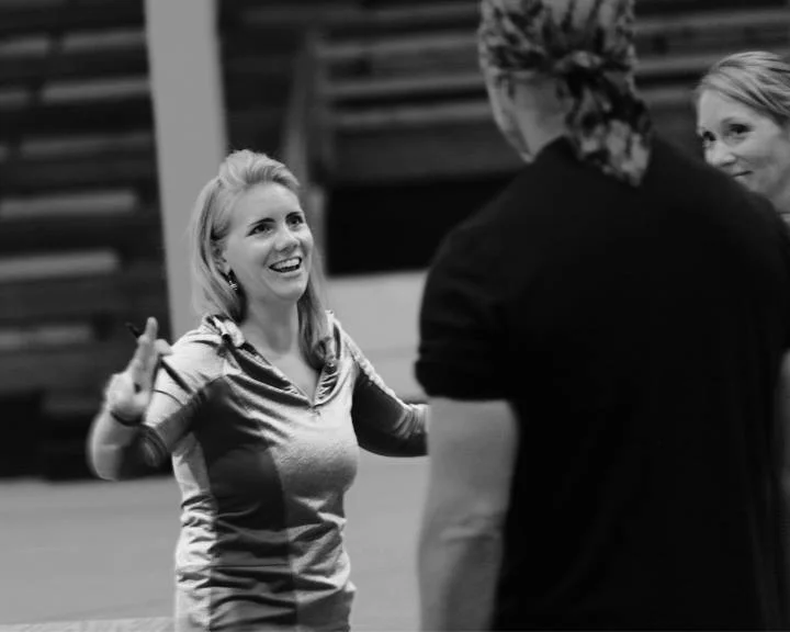 Jamie Weeder, mid-direction for Macbeth (2015) with Jessica “Red” Bays and Tom Laitinen. Photo by Alastar Dimitrie.