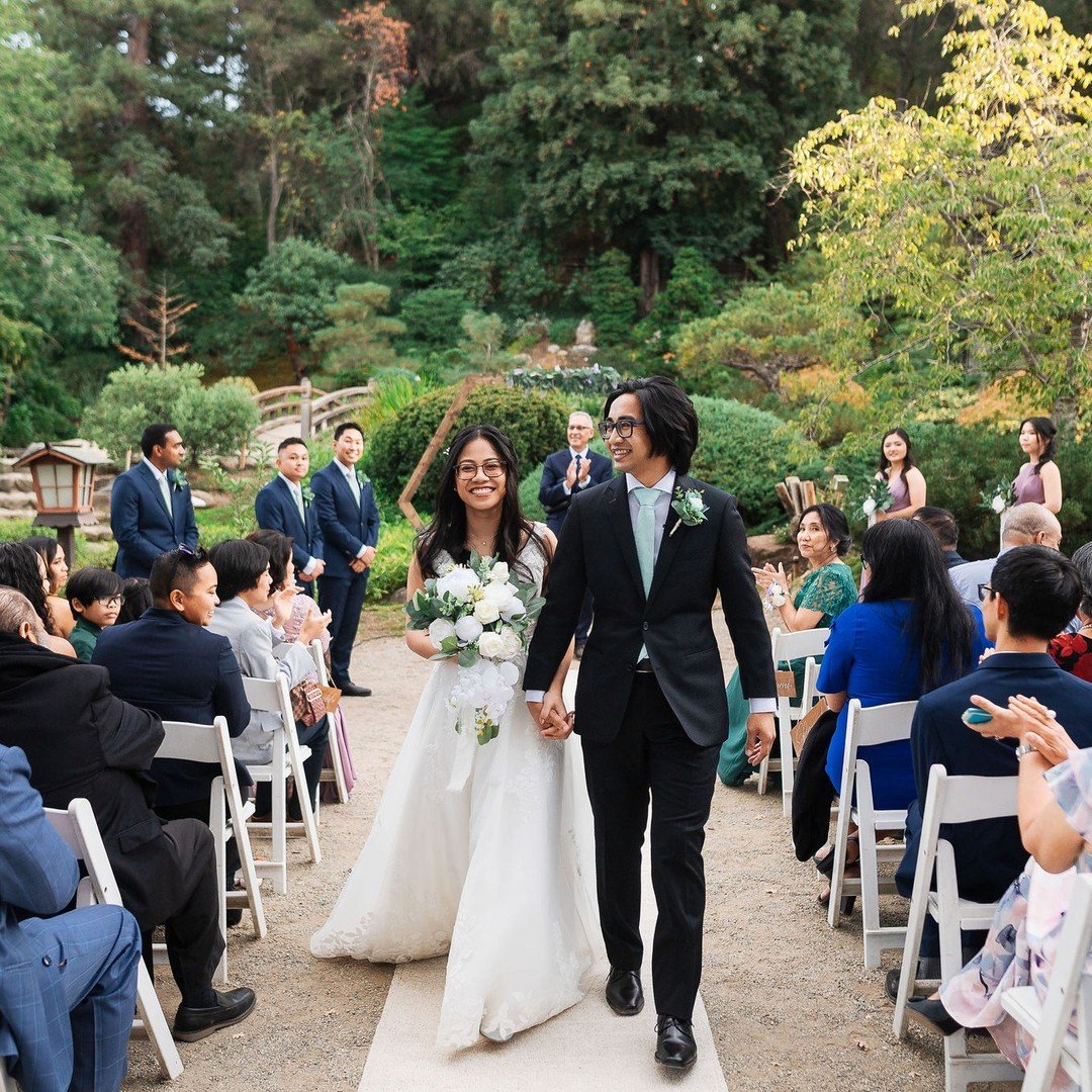 The perfect garden backdrop for M + J's Ceremony

Coordination: @petitepoppy_productions 
Cake: @triziacakeartistry 
Catering: @catermancatering 
DJ: @bigfundj 
Hair &amp; Makeup: @marimarry.mua 
Officiant: @randytaylorweddings 
Photography: @trungho