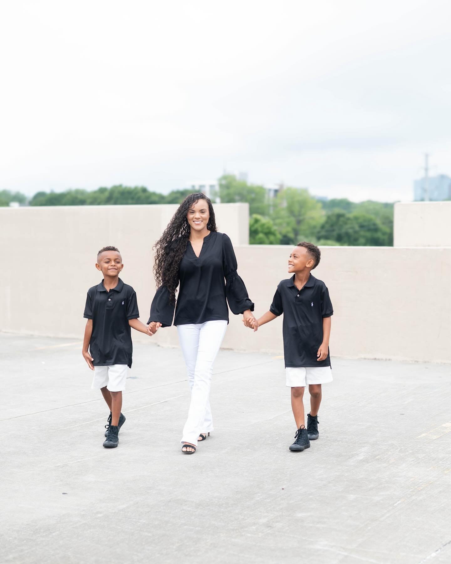 As you swipe you can see the full personalities shine from the photos! The boys were amazing! They had so much fun energy for the whole session! Look at some of the fun poses they decided to have in the session! 

#arielevonphotography #clt #charlott