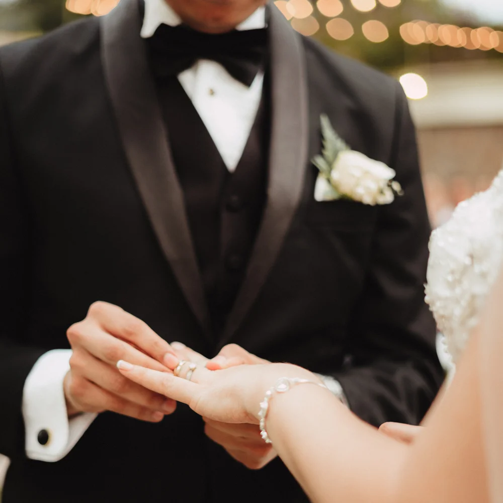 black-tie-wedding-invitation-inspo.jpg