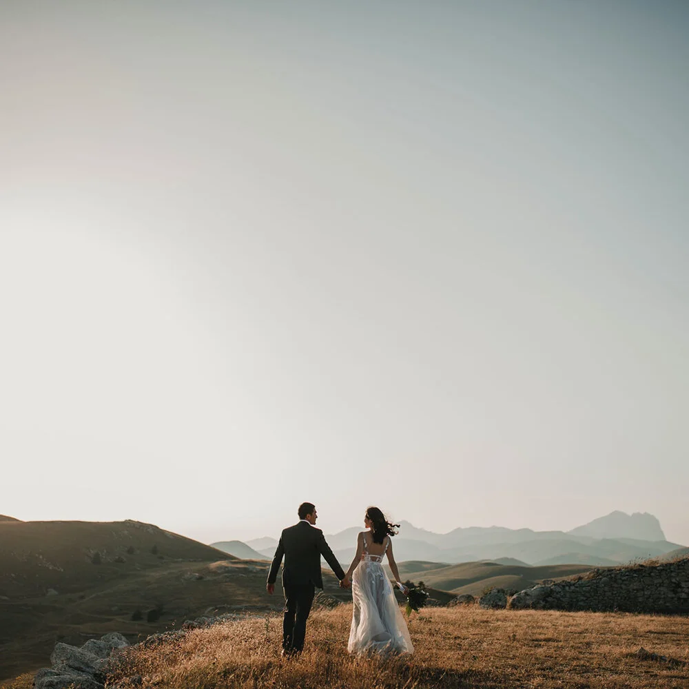 boho-chic-celestial-wedding-inspo.jpg