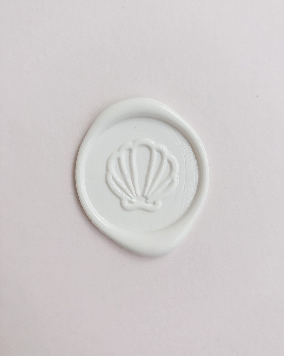 lucky-note-seashell-wax-seal-design.jpg