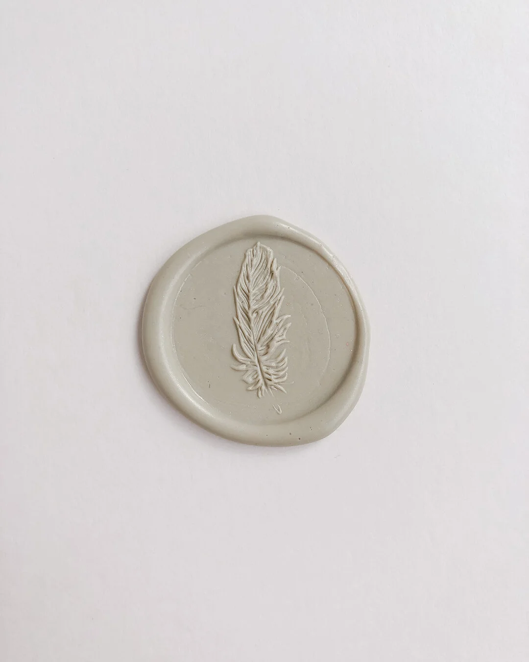 ‘Feather’ pre-made self adhesive wax seals