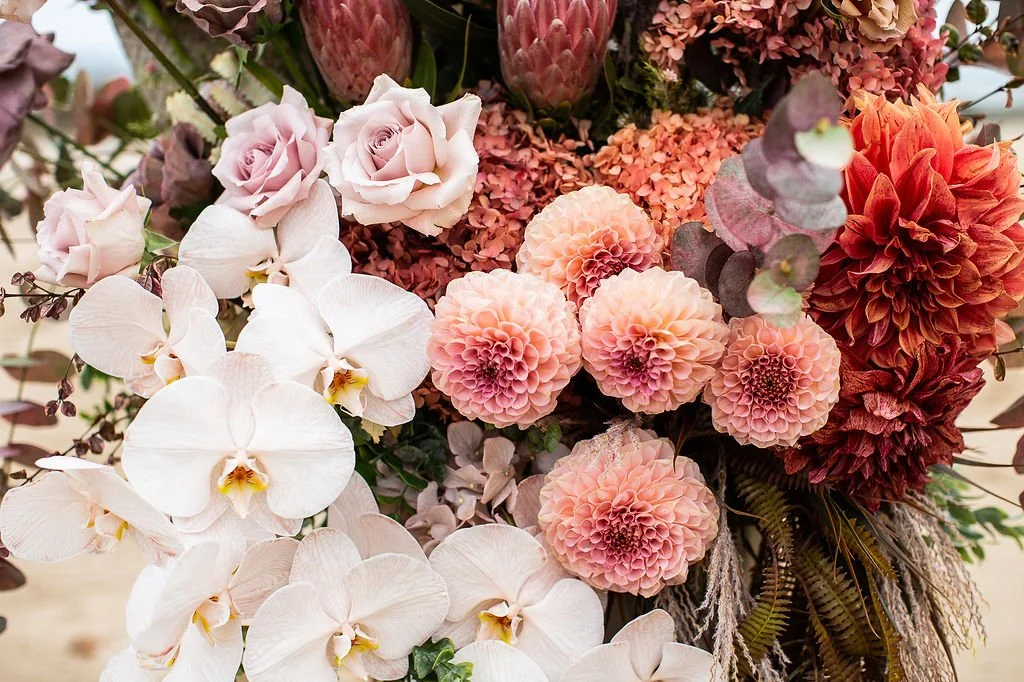 rustic-beach-wedding-floral-arrangement.jpg