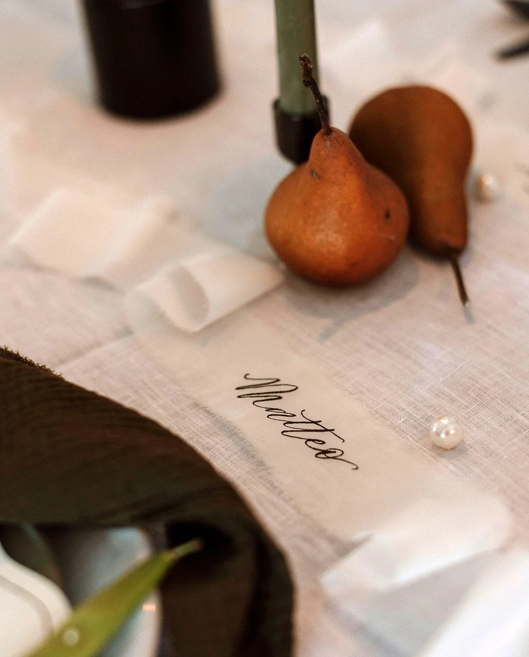lucky-note-design-calligraphy-ribbon-place-card-melbourne.jpg
