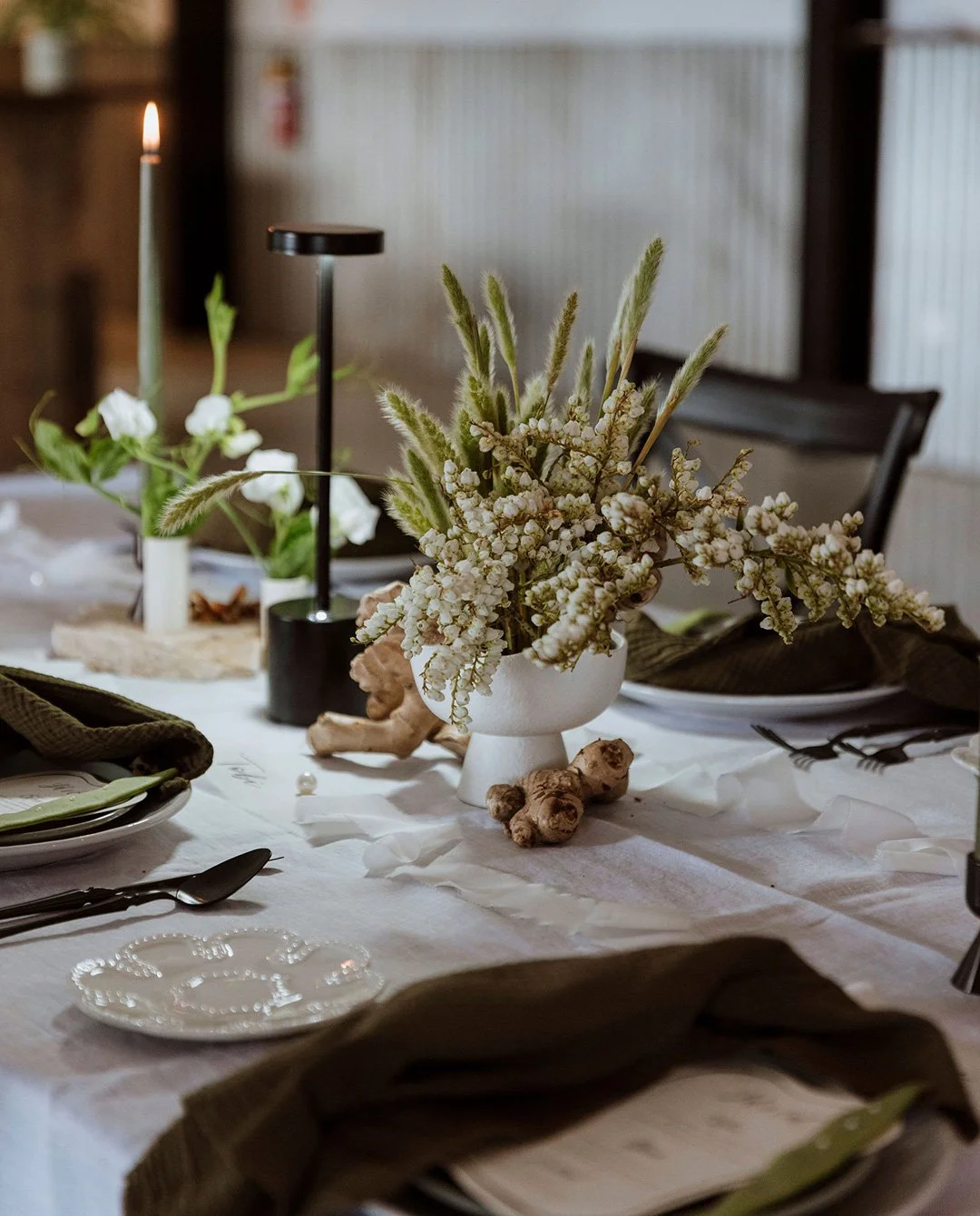 unique-wedding-florals-styling-leonards-hill-estate.jpg