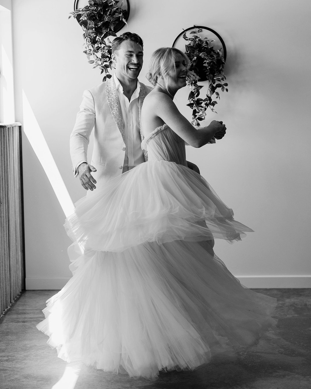 daylesford-fun-luxury-editorial-wedding-shoot.jpg