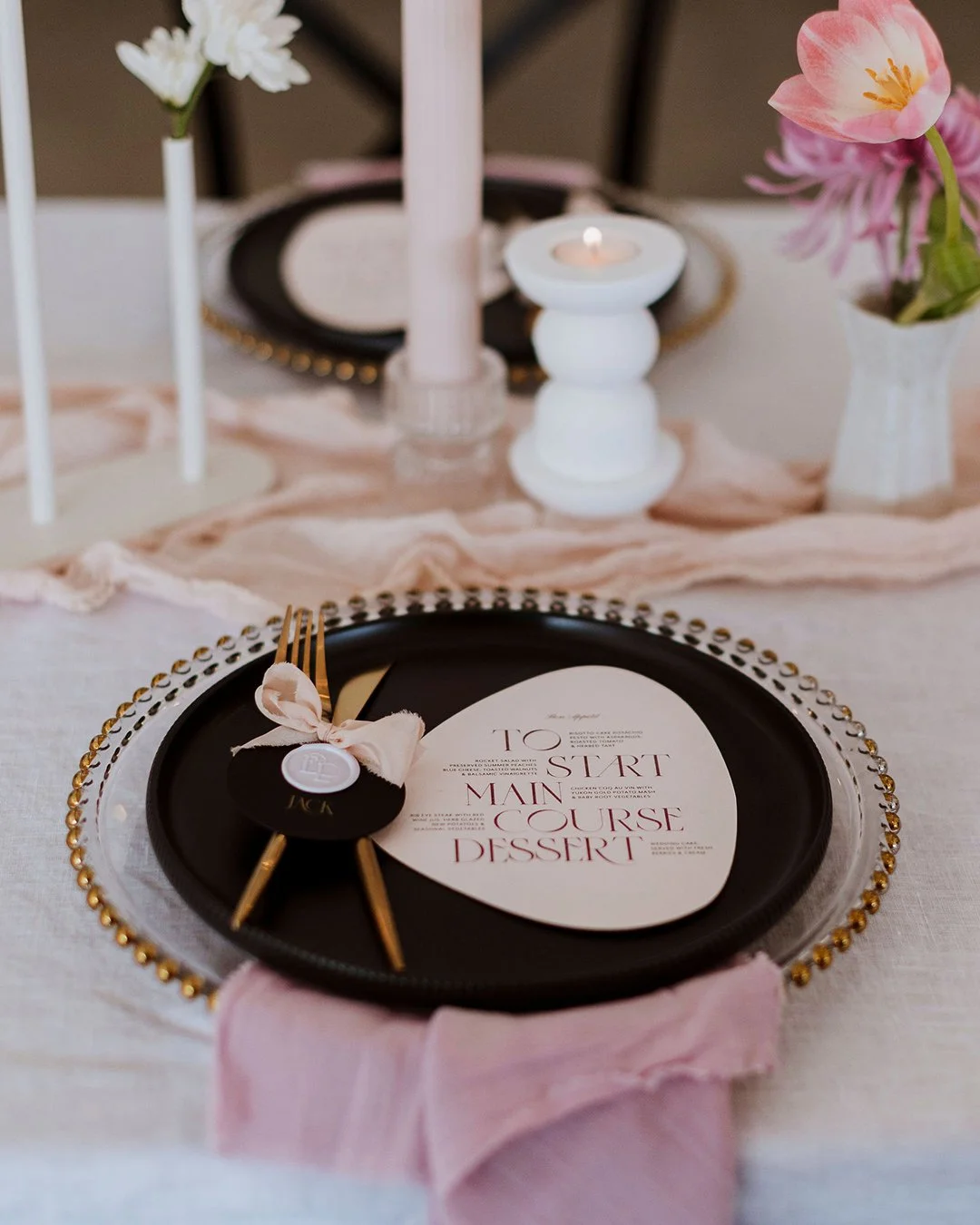 irregular-shape-modern-wedding-menu-melbourne.jpg