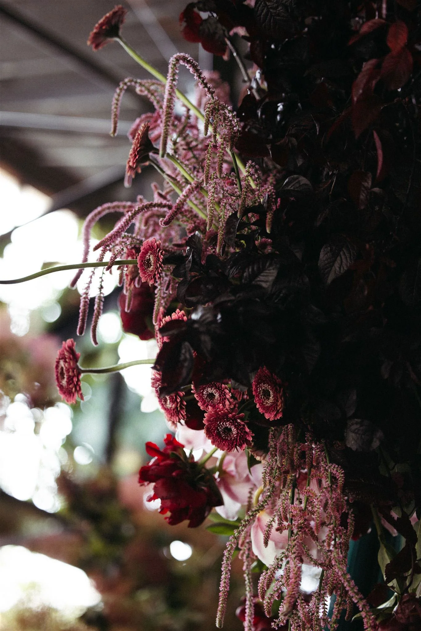imaginative-wedding-flowers-floral-installation-.jpg