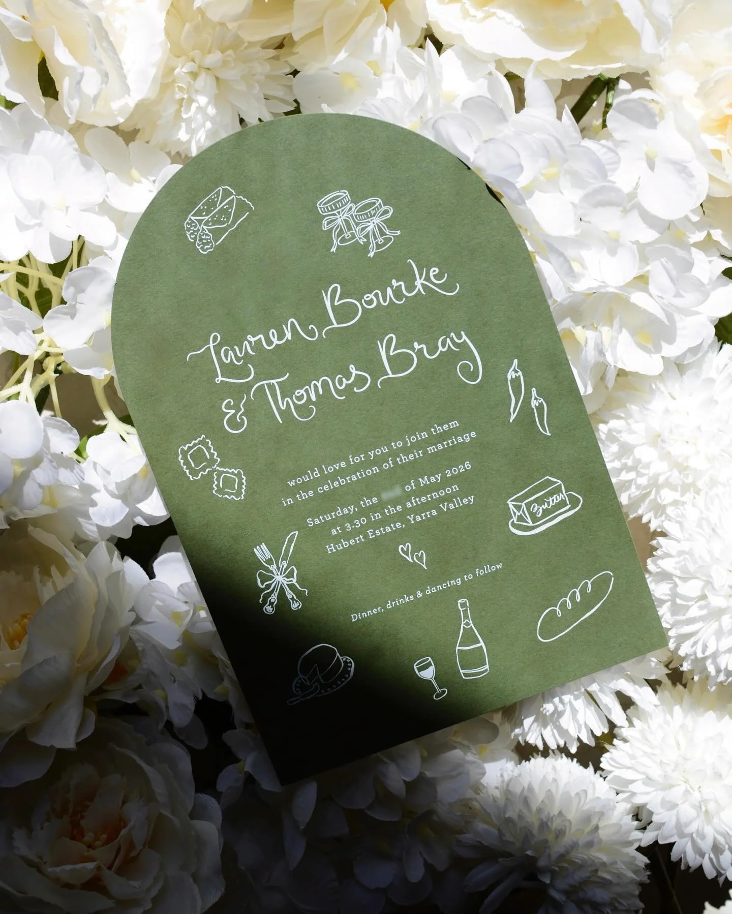 A playful wedding invitation for L+T with all of their favourite things🧈🍷🧀🌶️🥖🍝
.
.
.
.
.
.
.
.
#weddingillustration #weddingstationer #wineryweddings #hubertestate #weddingillustrator