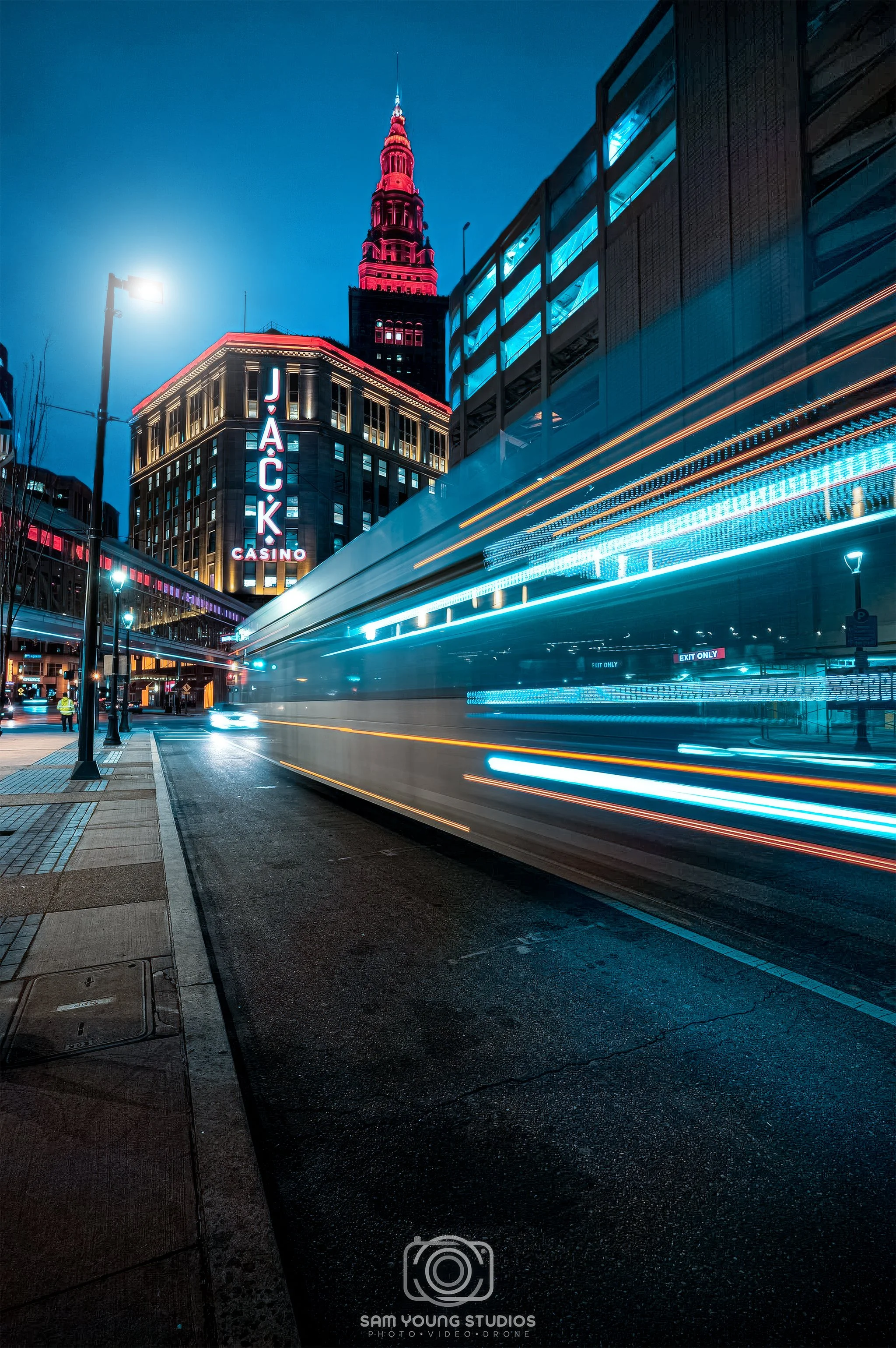 The Art of Night Cityscapes | Cinematic Long Exposure Photography with Sam Young Studios