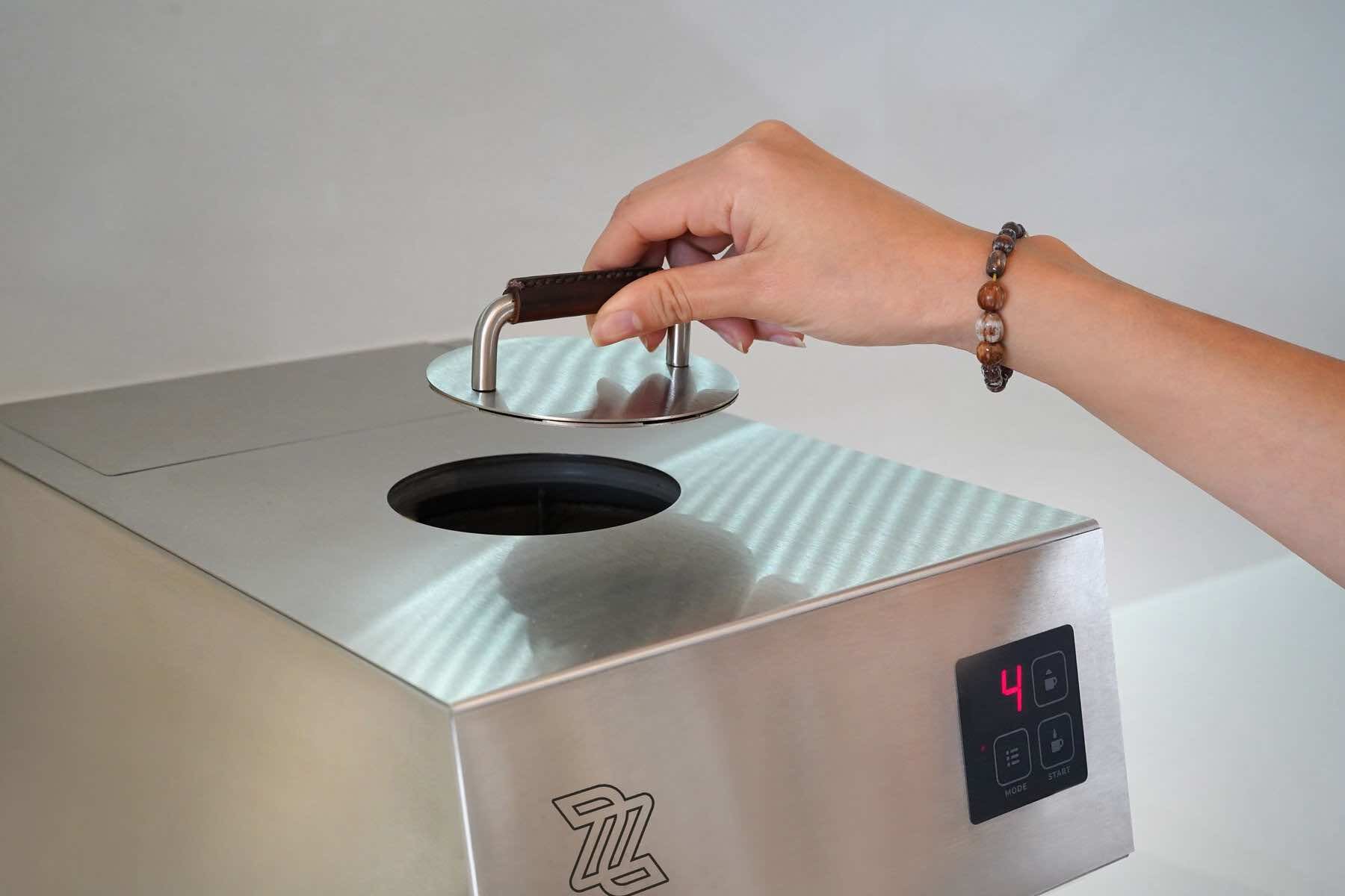  Brushed stainless steel and streamlined design make Zou Zou Coffee machines easy to clean.  