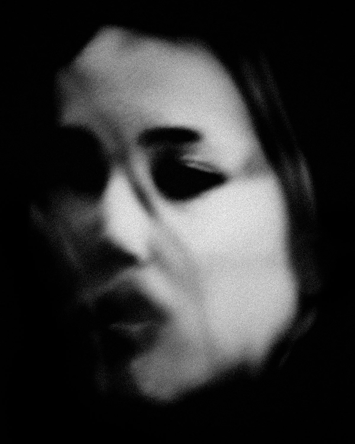Blurred-Face-4.jpg