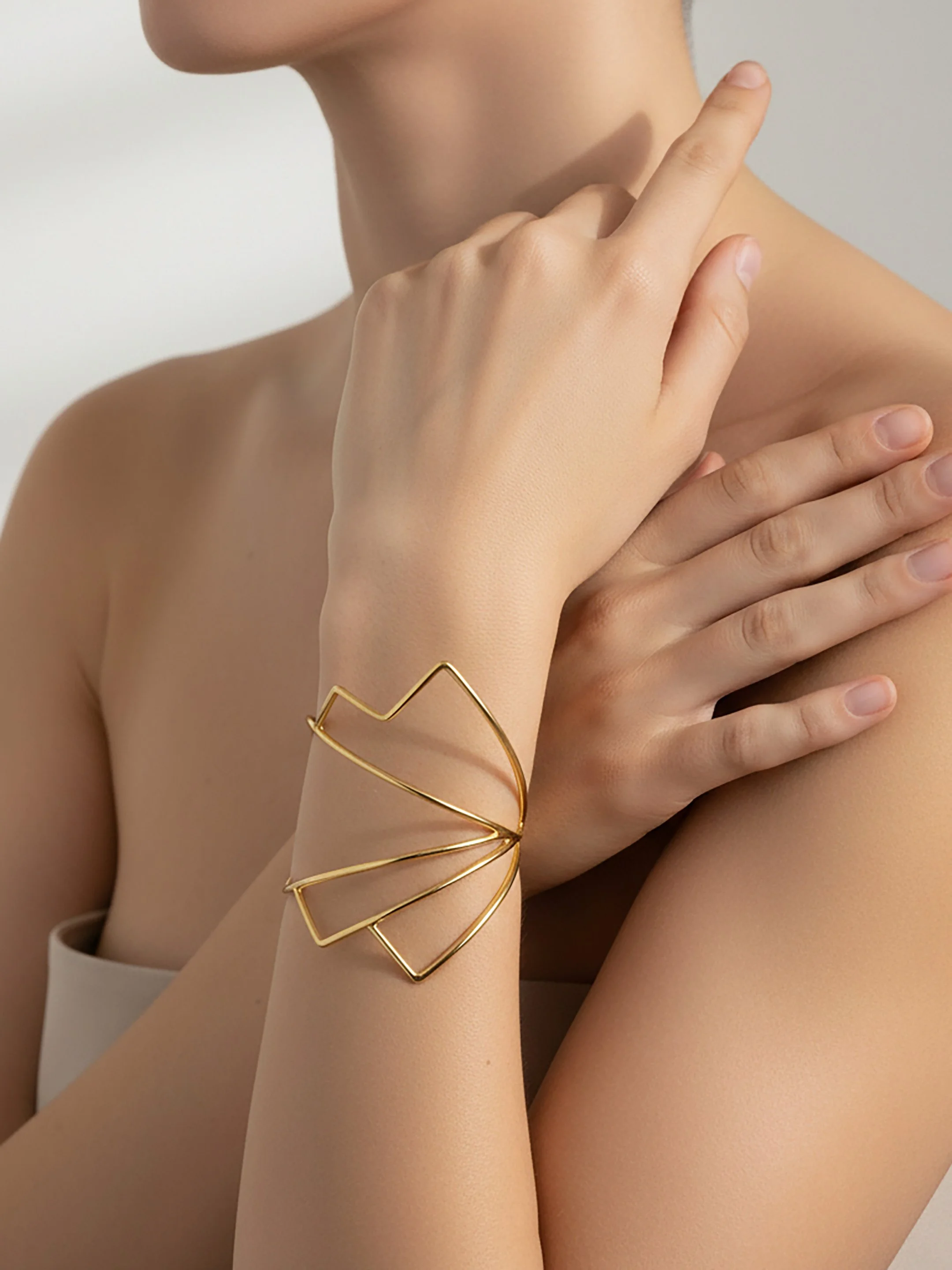 Blanche-Bracelet-in-Brass-14k-Gold-plated----Ode-to-Paris---Art-Deco-Inspired--Collection---Iza-by-Silvia-D_Avila-Jewelry-NY---Wearable-Art---1.jpg