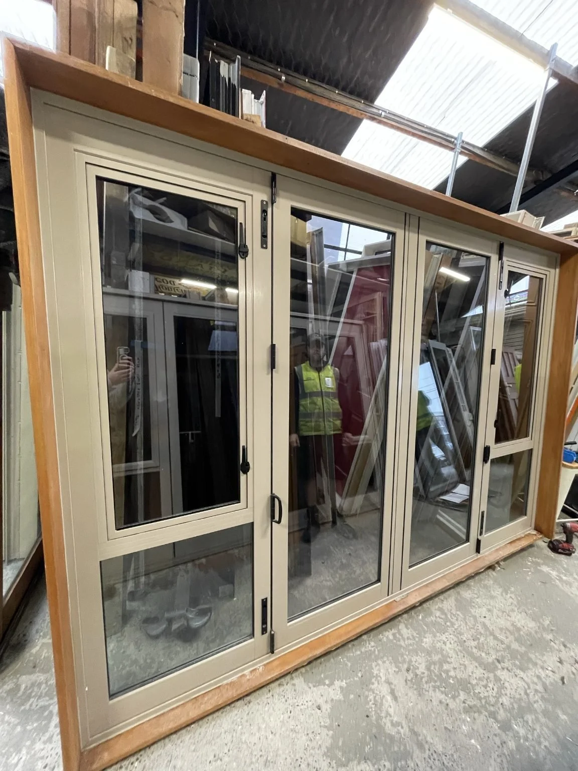 TM877 Desert Sand Alu Double Glazed Bifold Door 3020x2145 (2 Available) 3.jpg