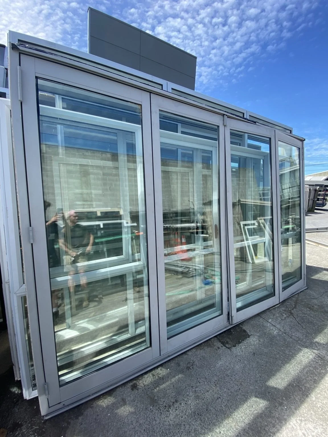 TM5466 Pearl Silver Alu Double Glazed Bifold Door 3620x2410 $3600