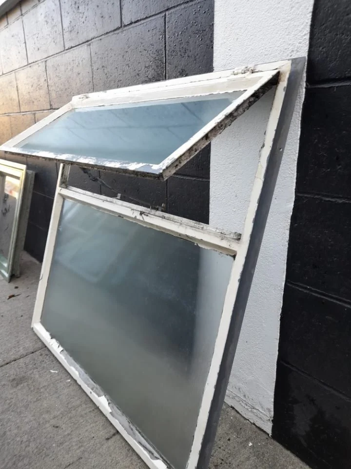 TM67 Steel Opaque Window 950x950 1.jpg