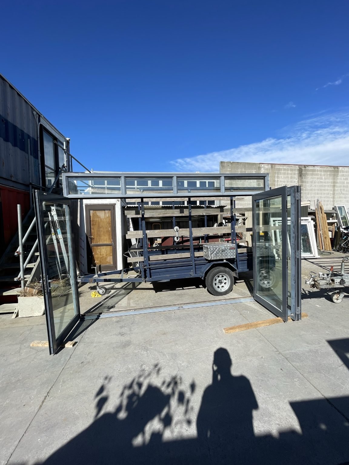 TM9132 Denim Blue Alu Double Glazed Bifold Door 3630x2430 2.jpg