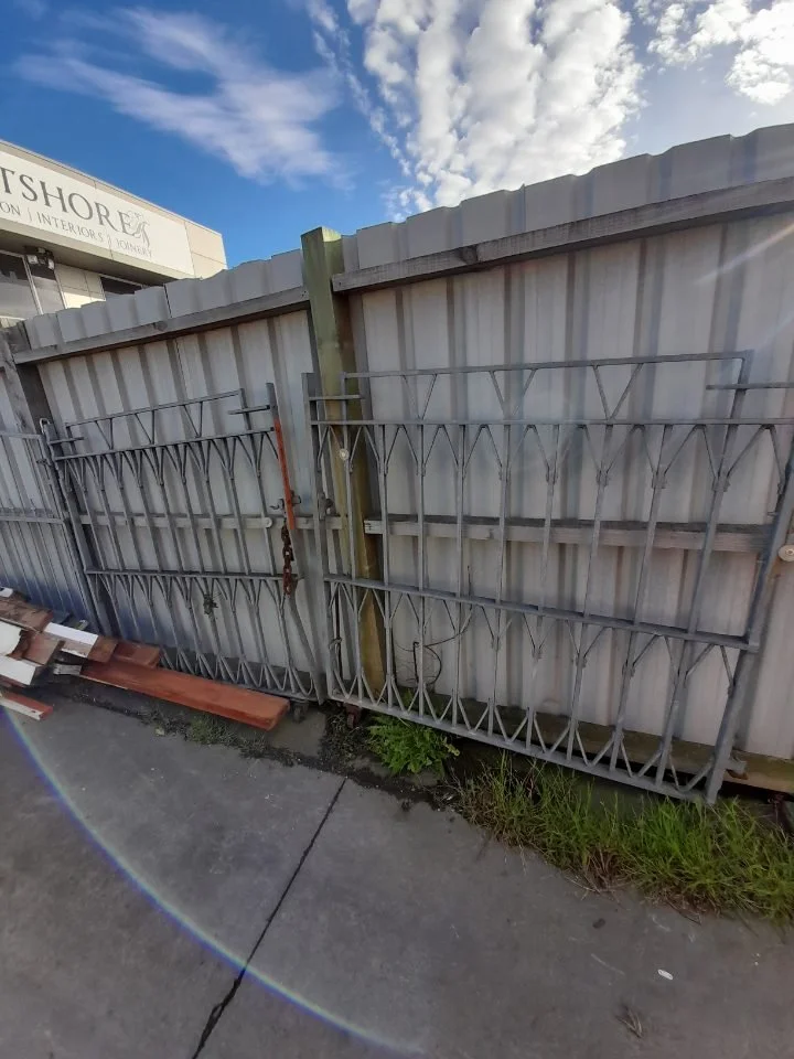 TM111 Galvanized Steel Gates 3000x1450 $1200.jpg