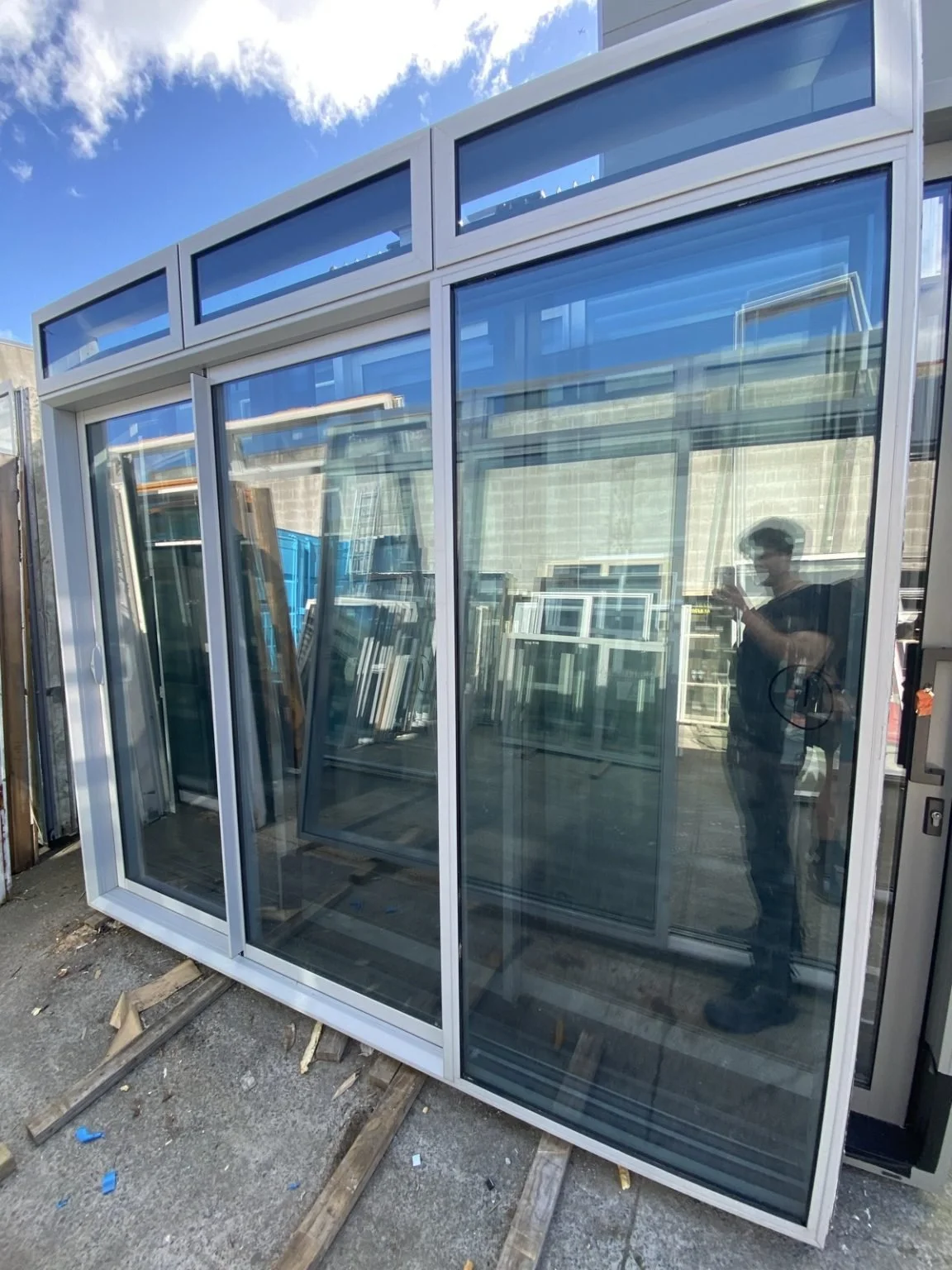 TM9427 Pearl Silver Alu Double Glazed Triple Stacker 2430x2710.jpg