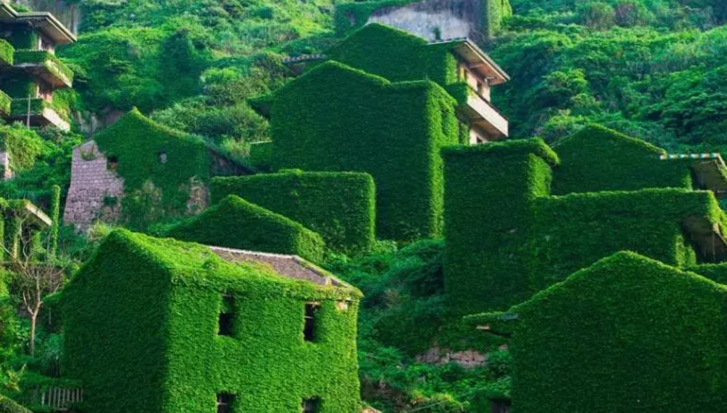 The Abandoned Fishing Village of Houtouwan, China.png