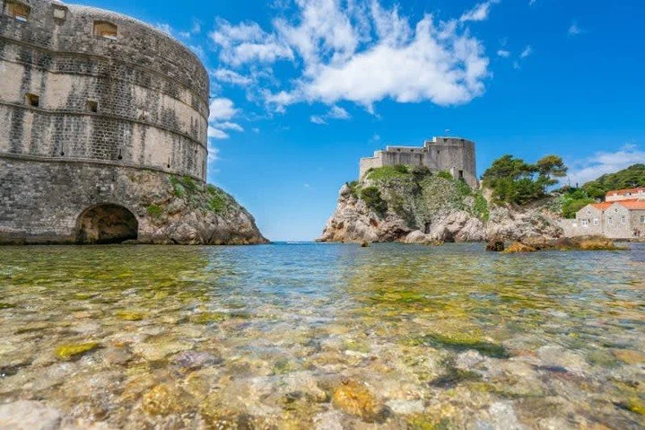 ππ·β¨ Explore the stunning beauty of Croatia with our unforgettable sailings to Dubrovnik! Discover the historic Fort Bokar, perched majestically on the cliffside, offering breathtaking views of the azure Adriatic Sea. 
Ready to experience the magic