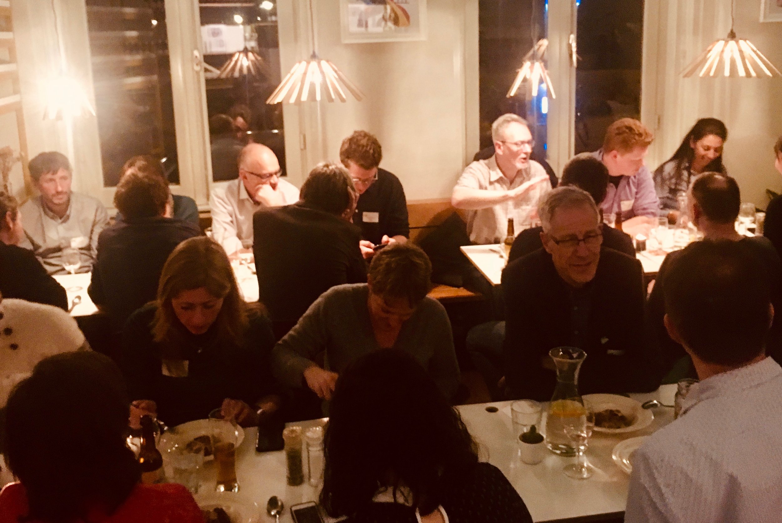 05_InformalDinner_Instock_02.jpeg