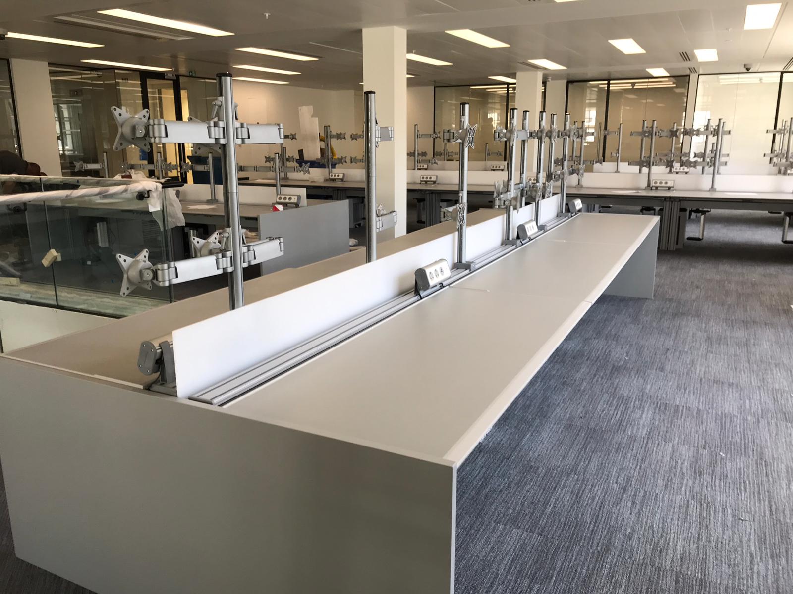 Continuum Trading Desks with SmartArm and TL Units on upper floor