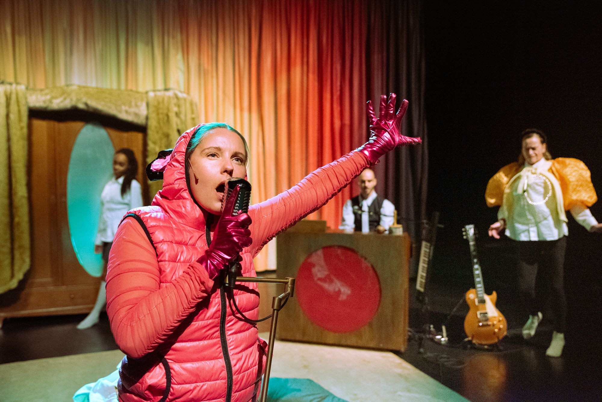 MACHTIG - BonteHond & TG.AAA