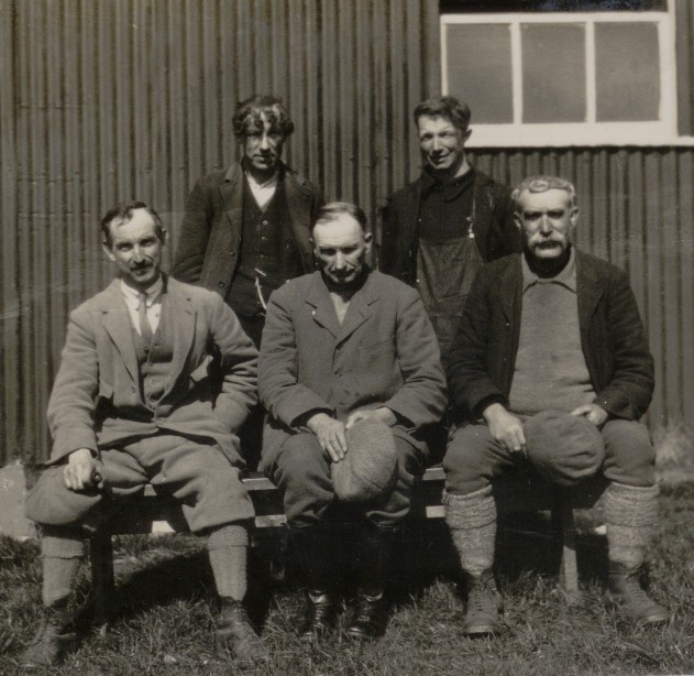 Workers at Inchnacardoch Estate, 1926