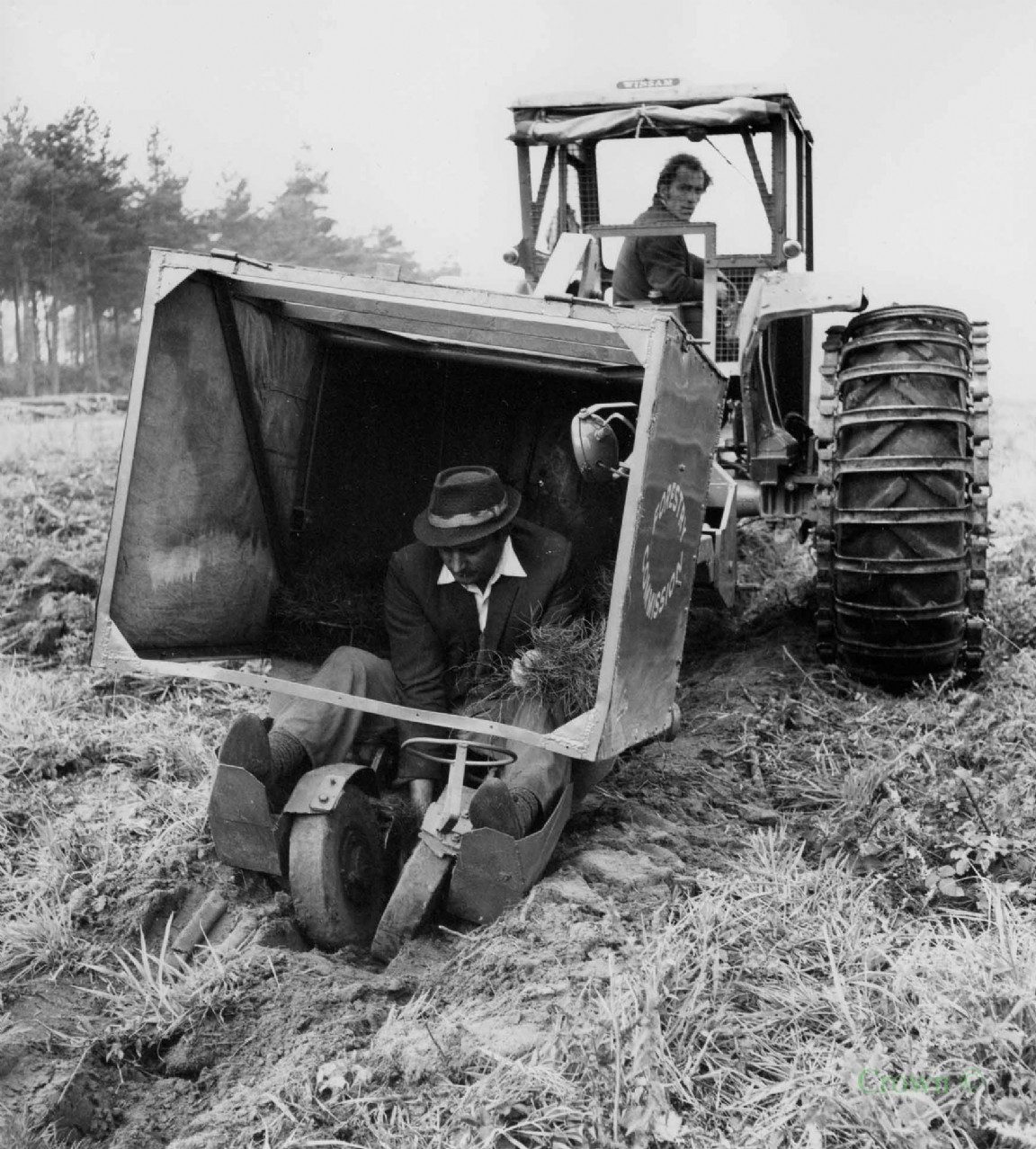 Finn tree planter, 1959