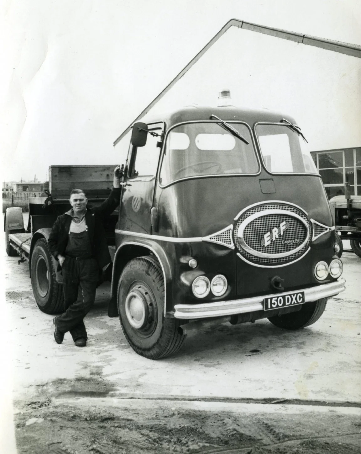 1962_ERF low loader.jpg