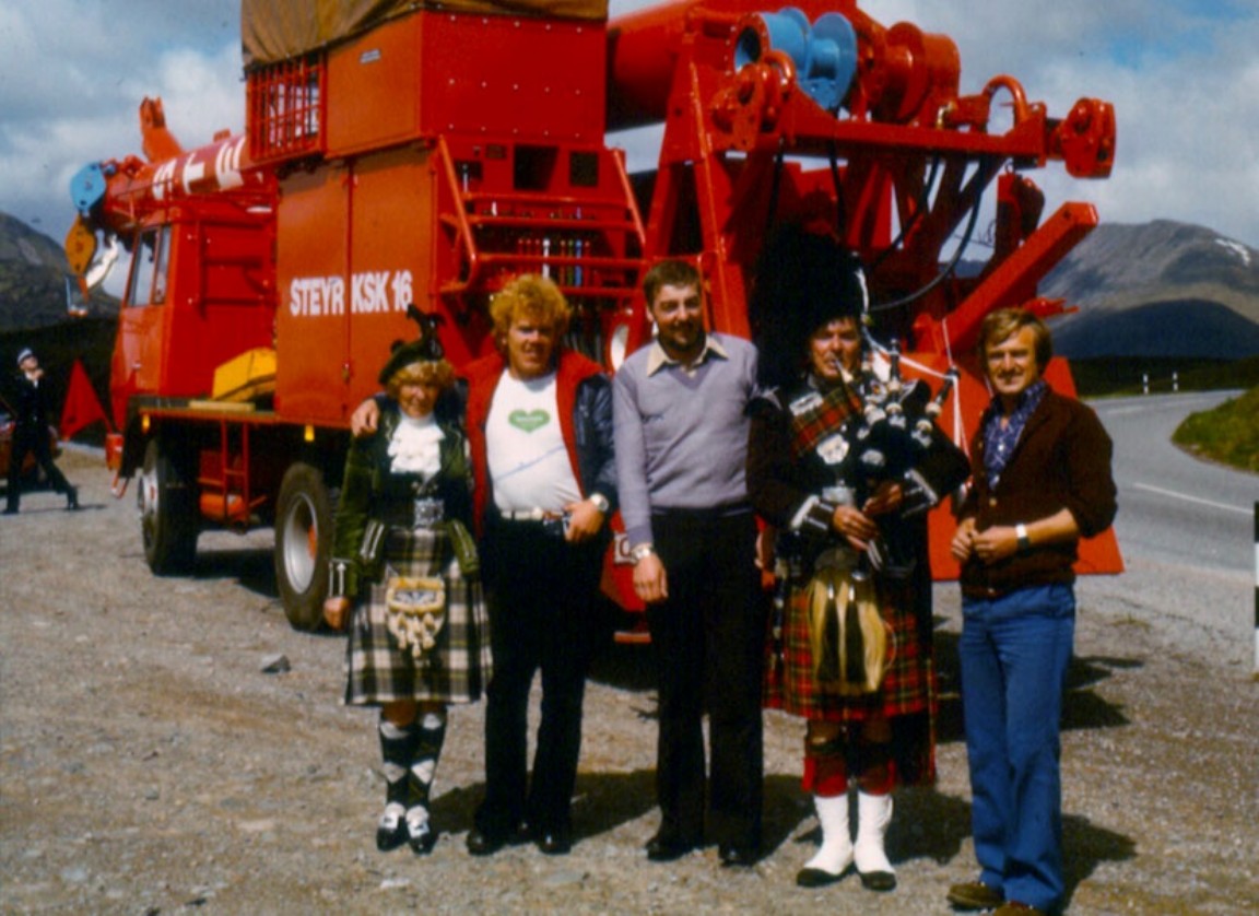 Hybrid Steyr crane and lorry, 1980