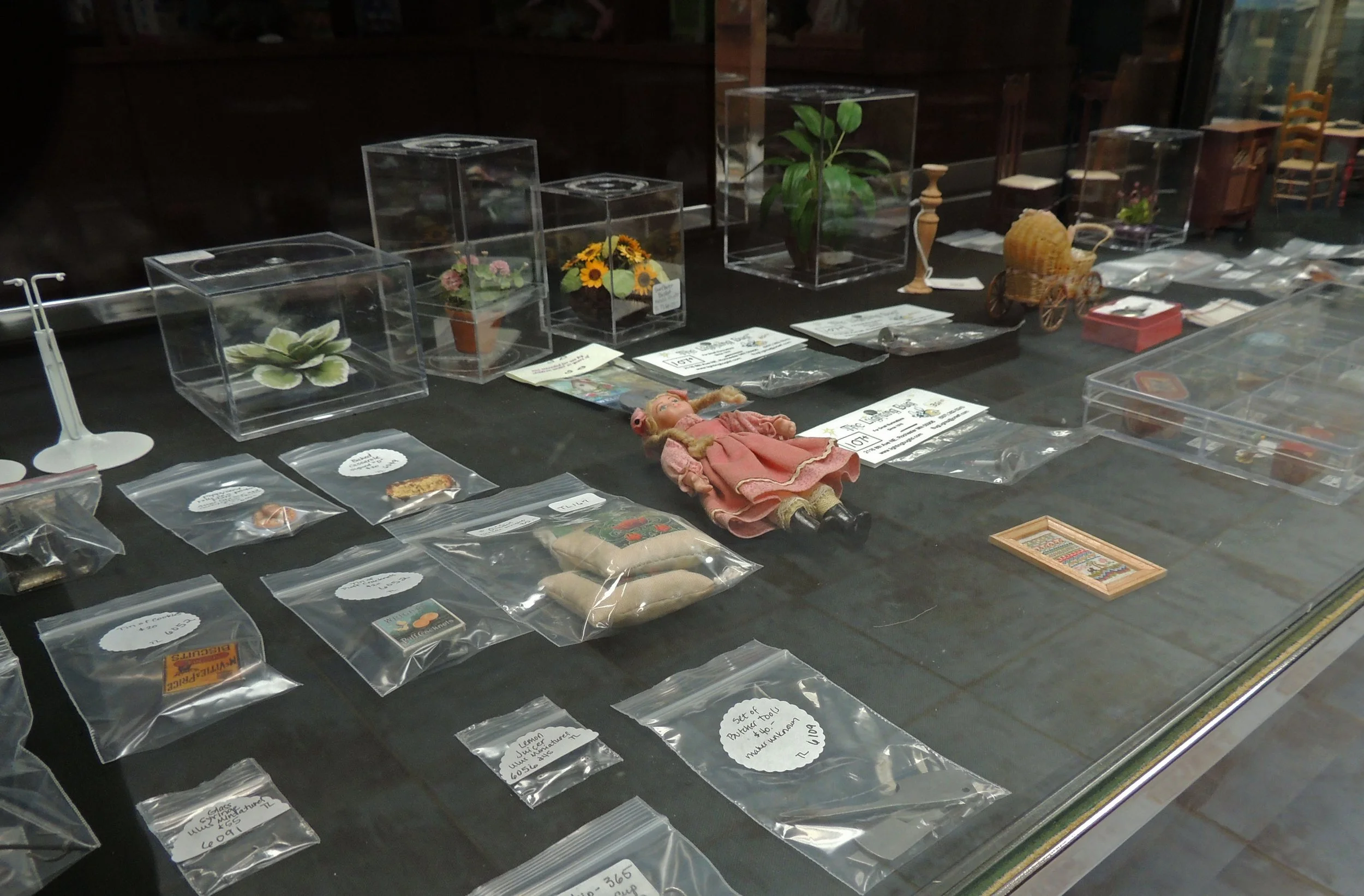 Fine Art Miniature Collectibles