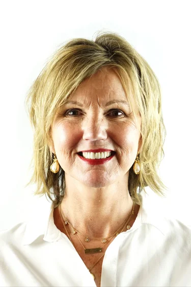 Amy Sivers.jpg