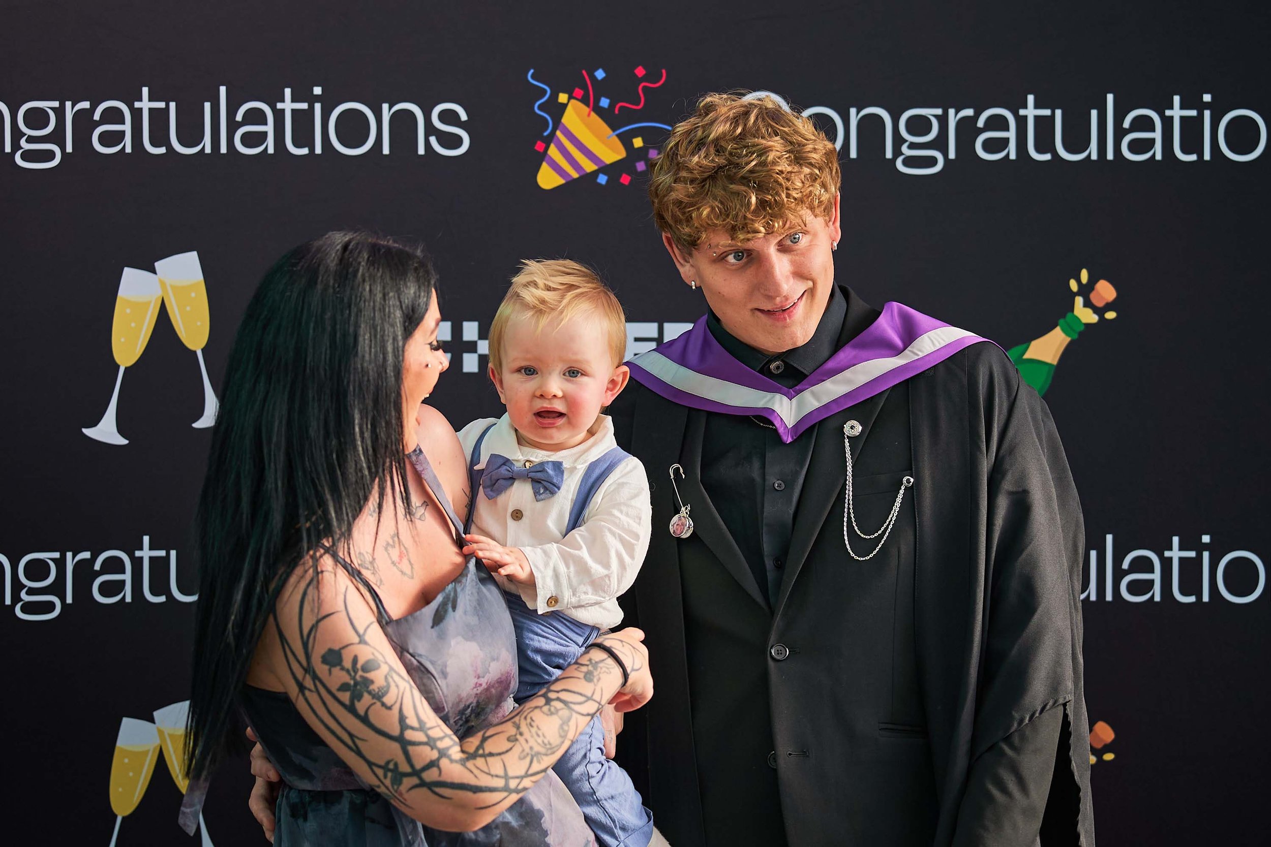 grad26023.jpg