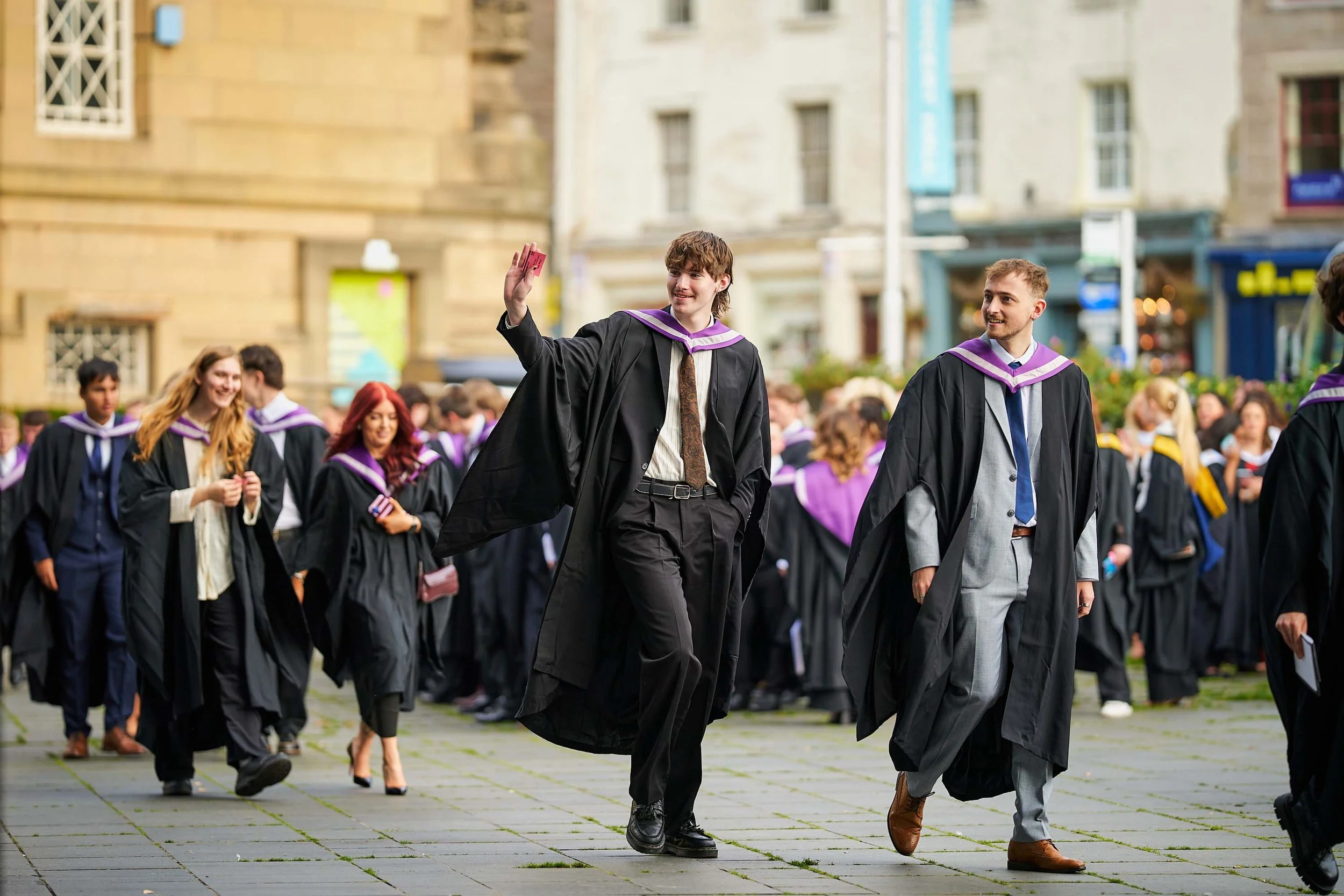 grad26087.jpg