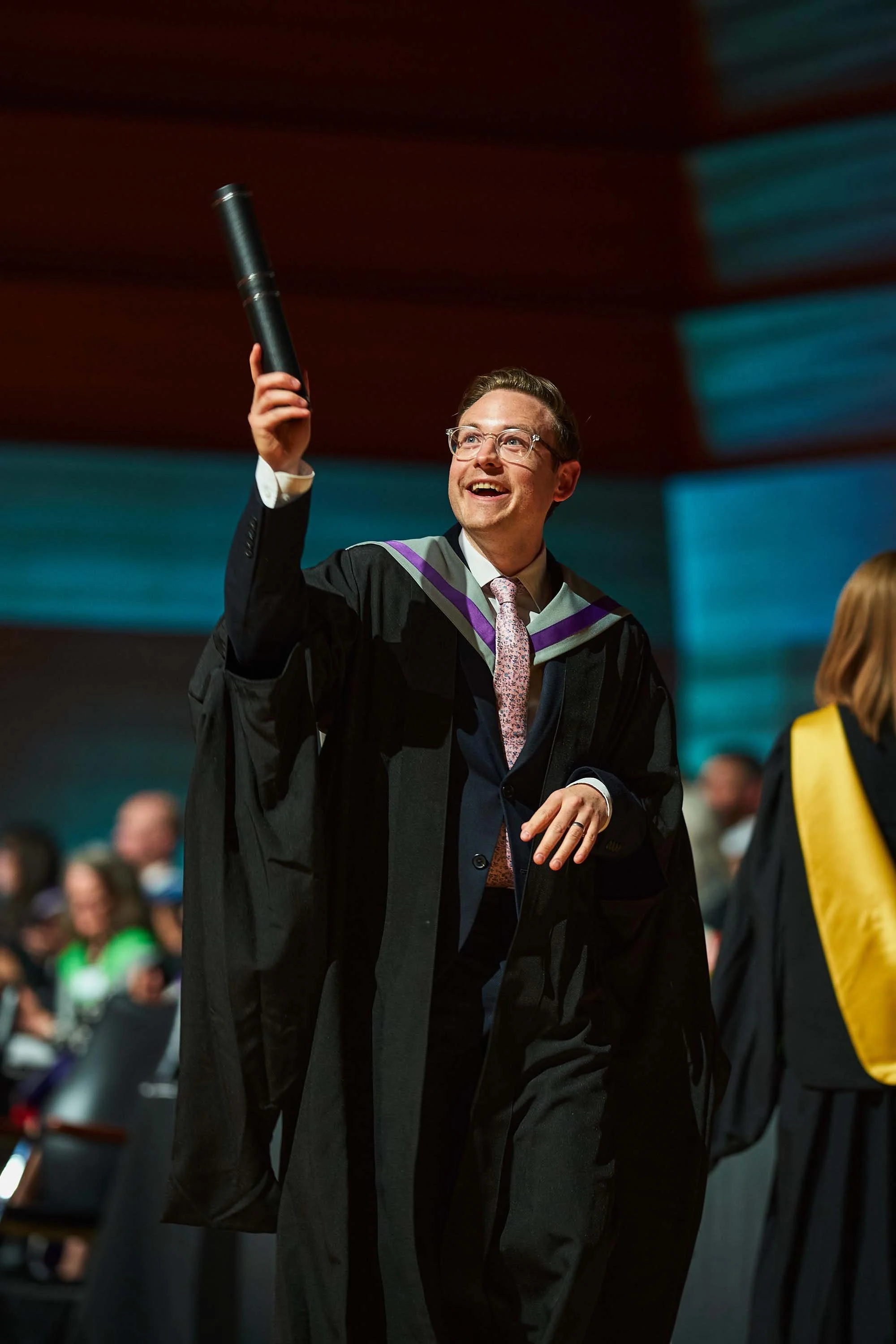 grad26144.jpg