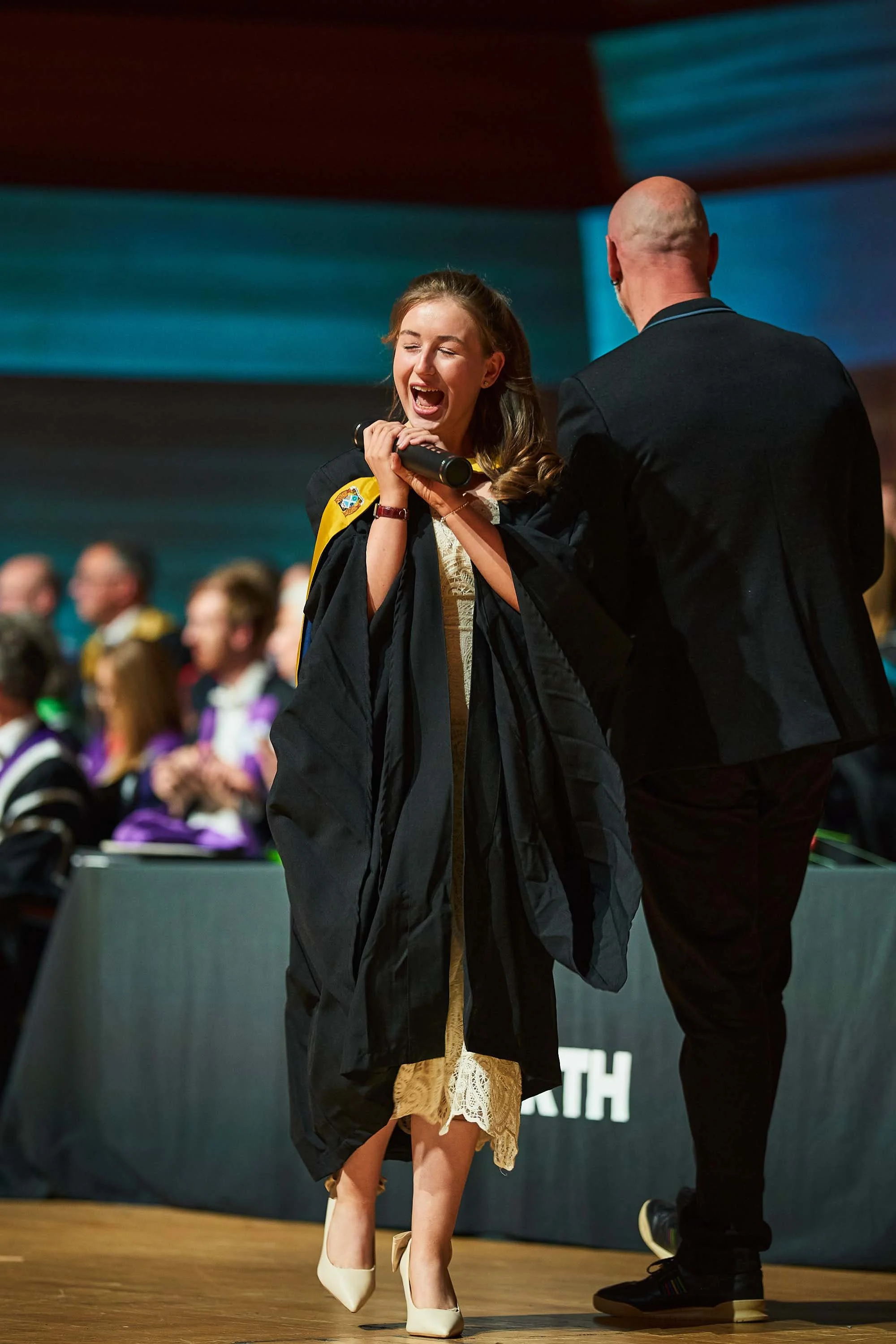 grad26172.jpg