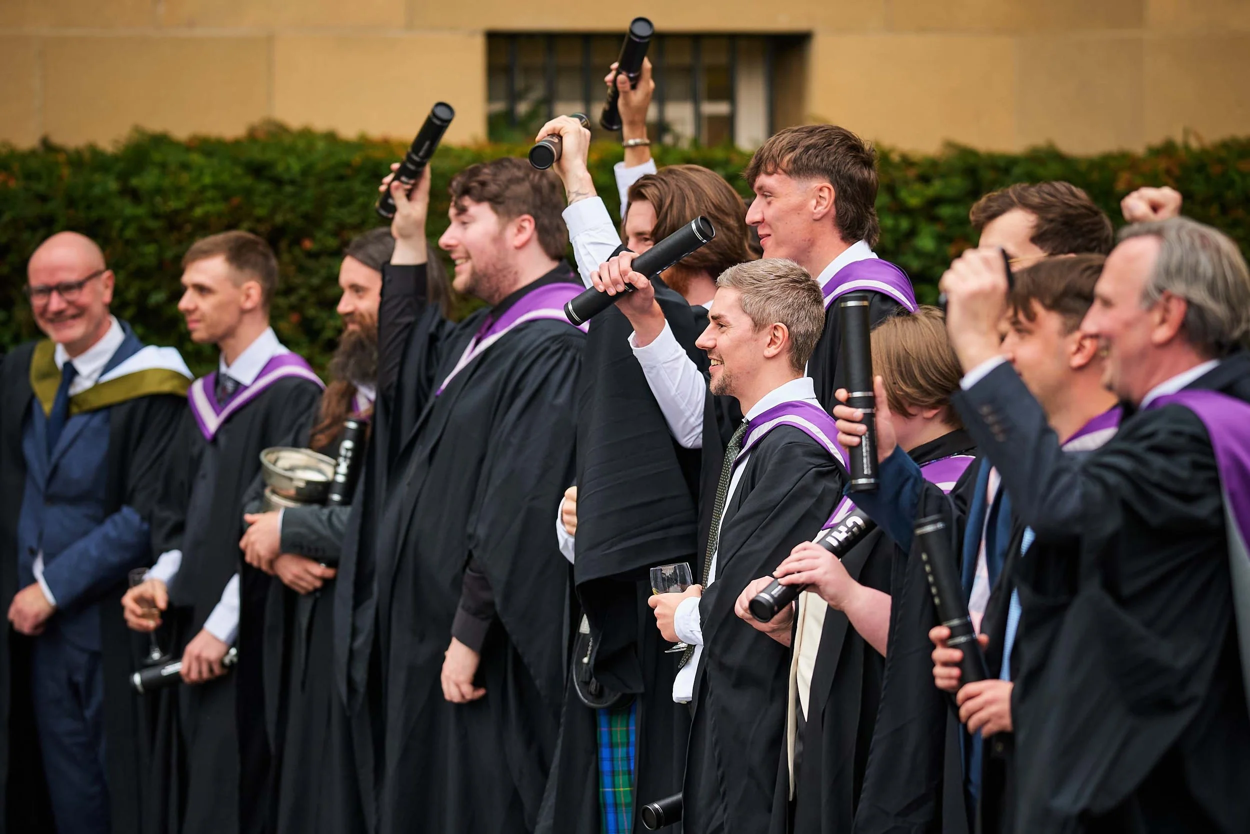 grad26192.jpg