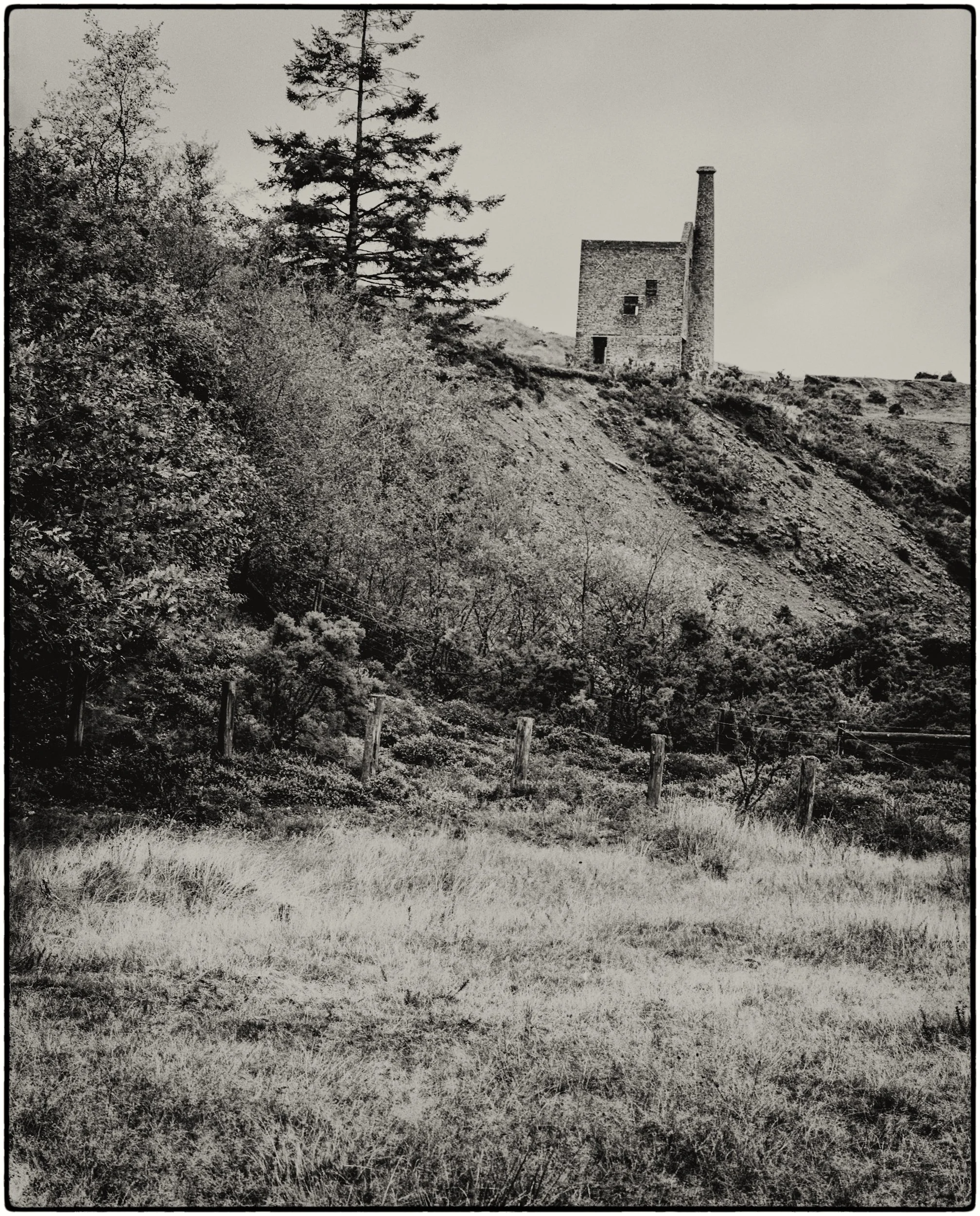 15_Vestiges of Faith and Labour_Clare Rodbourne.jpg