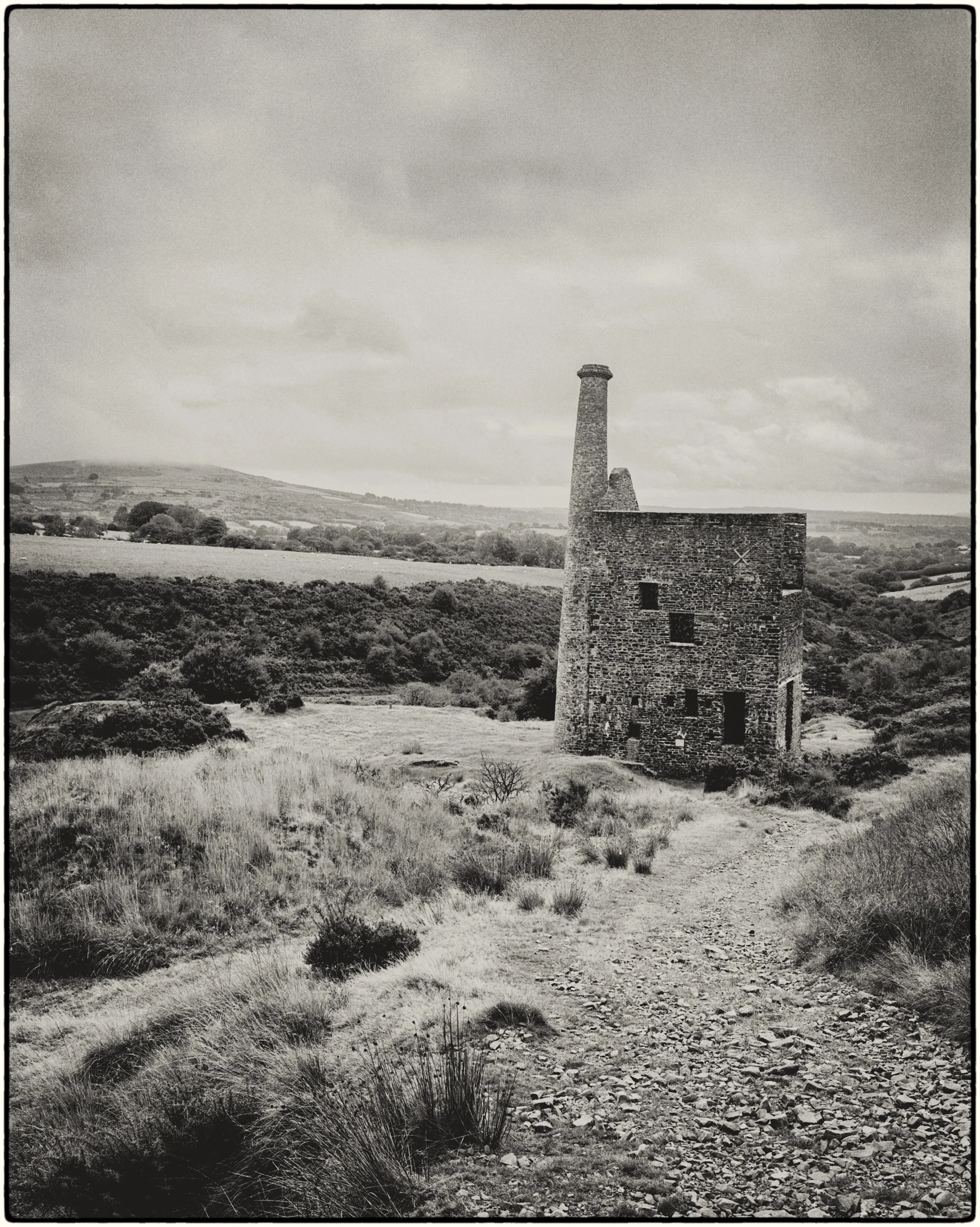 18_Vestiges of Faith and Labour_Clare Rodbourne.jpg