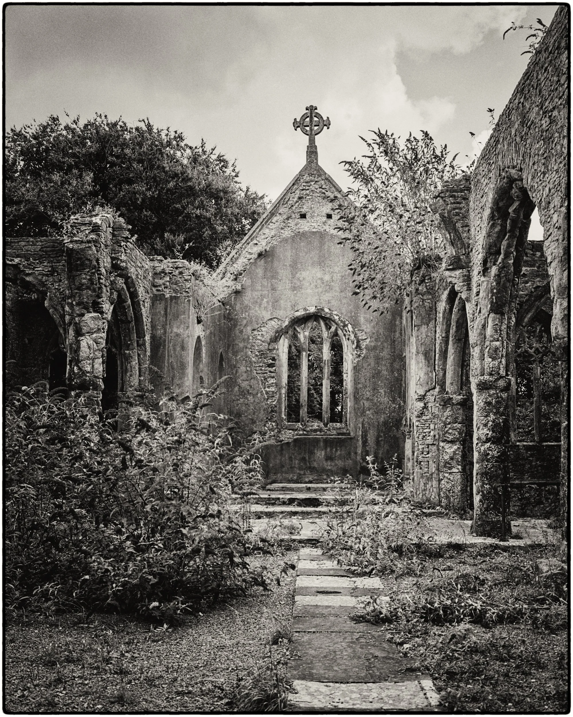 09_Vestiges of Faith and Labour_Clare Rodbourne.jpg