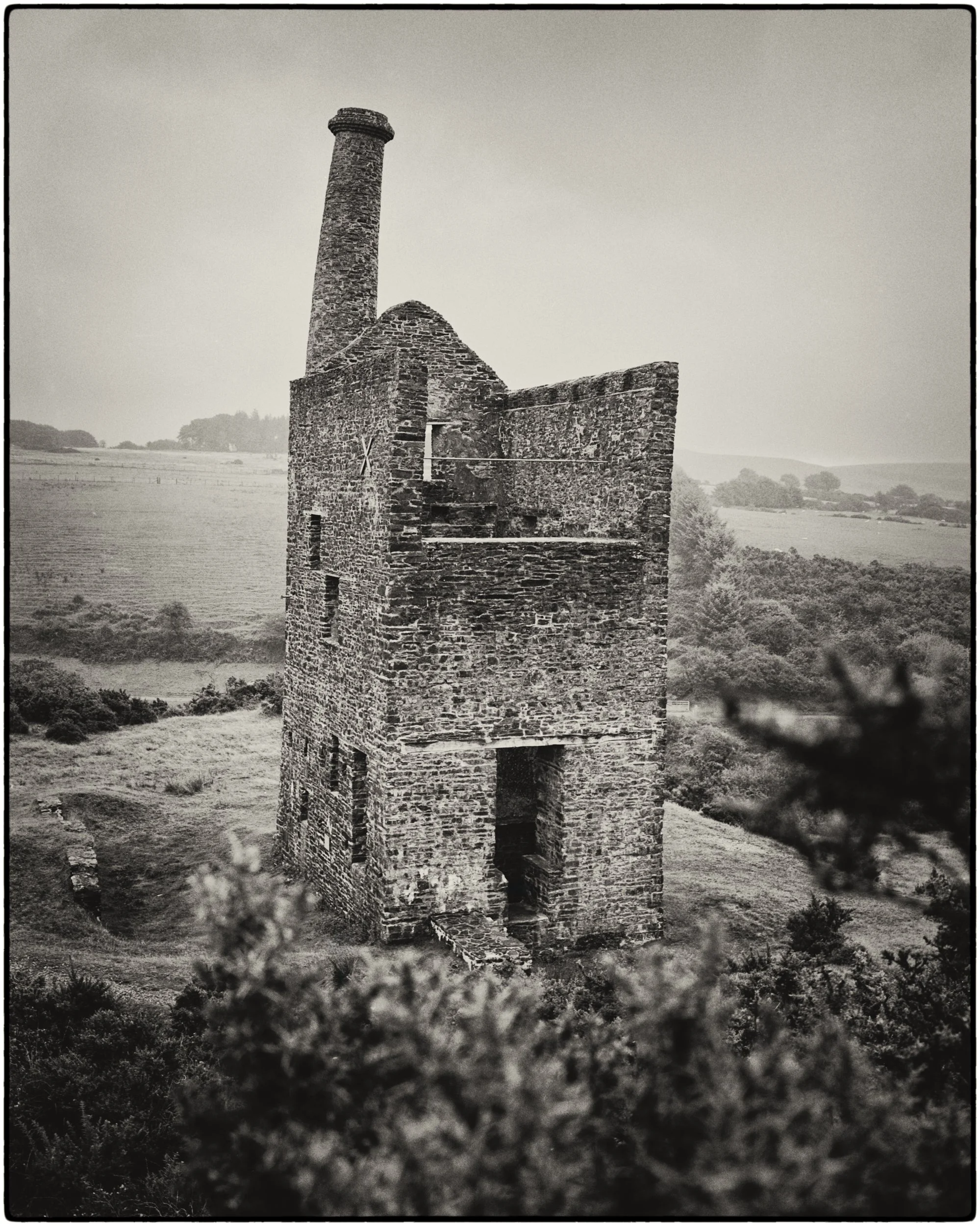 12_Vestiges of Faith and Labour_Clare Rodbourne.jpg