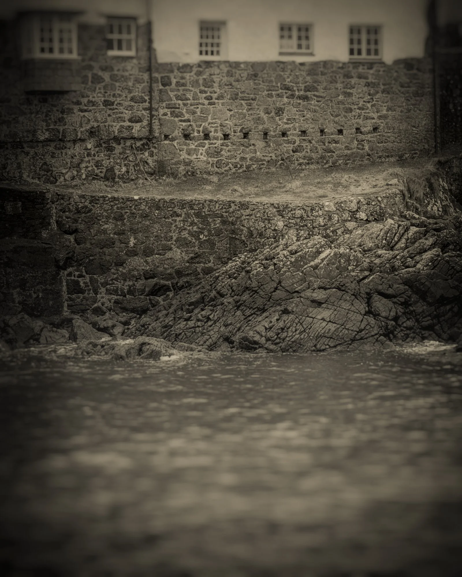 09_Old Moon_Clare Rodbourne.jpg