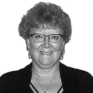 Laurie-bw.jpg