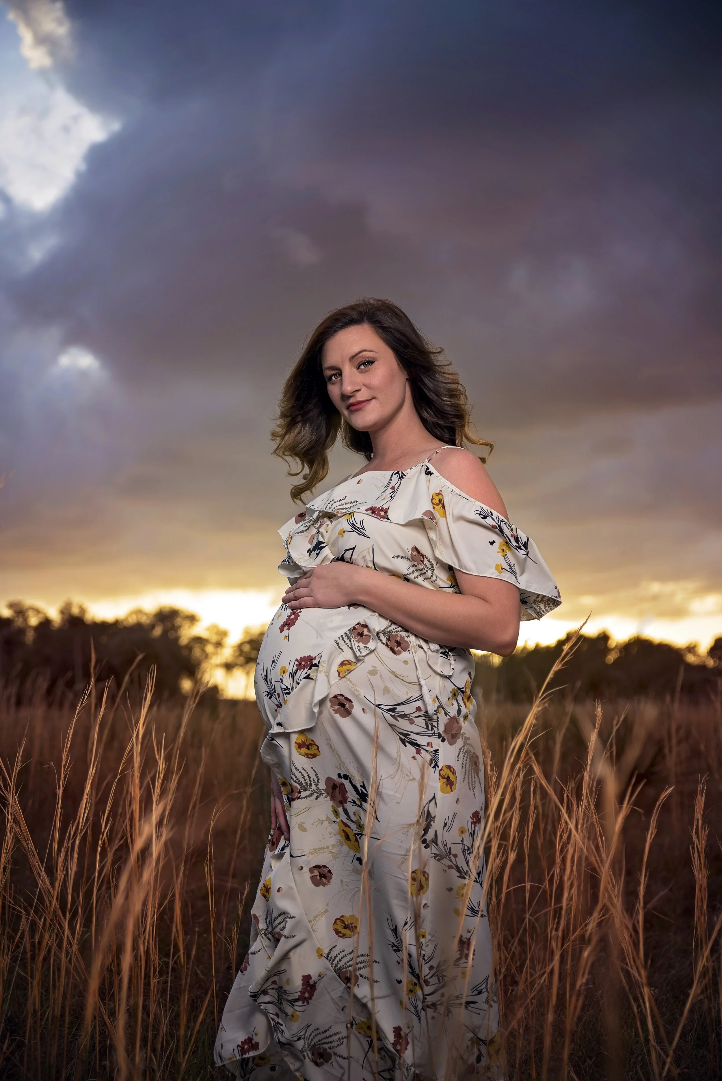 Chelsea - An evening in the pasture - Maternity
