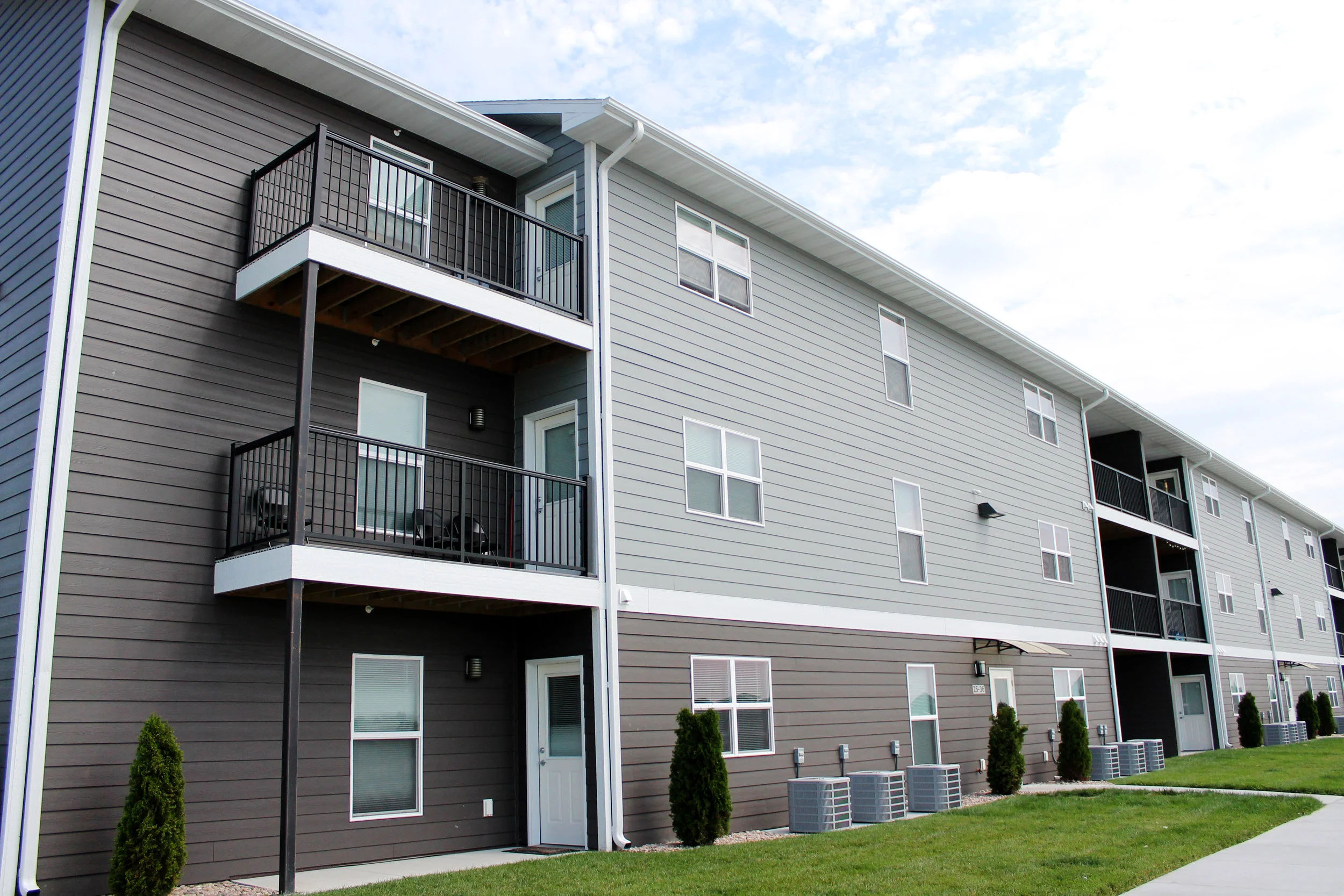Prairie Heights Apartments