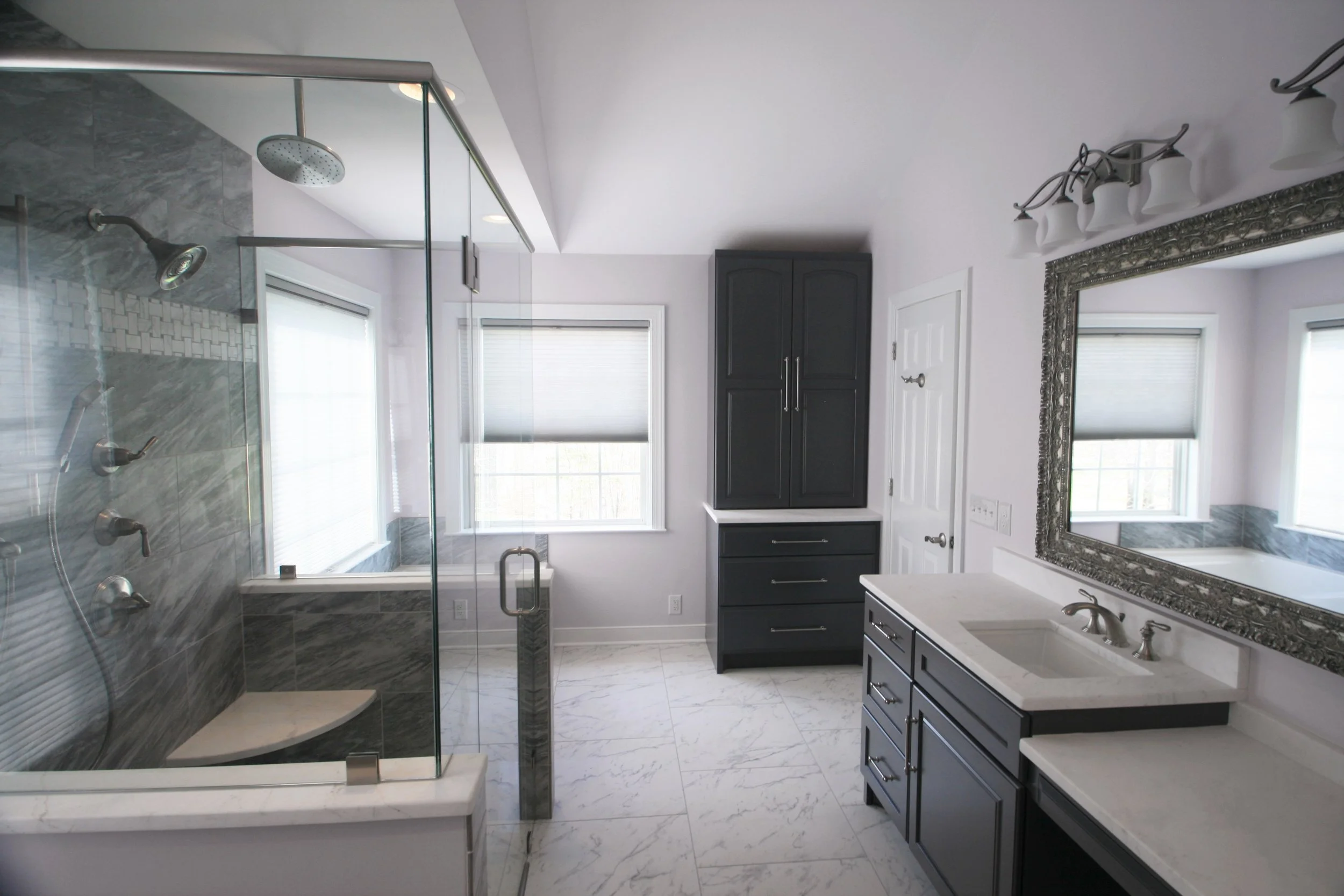 Bentivar extra large bathroom