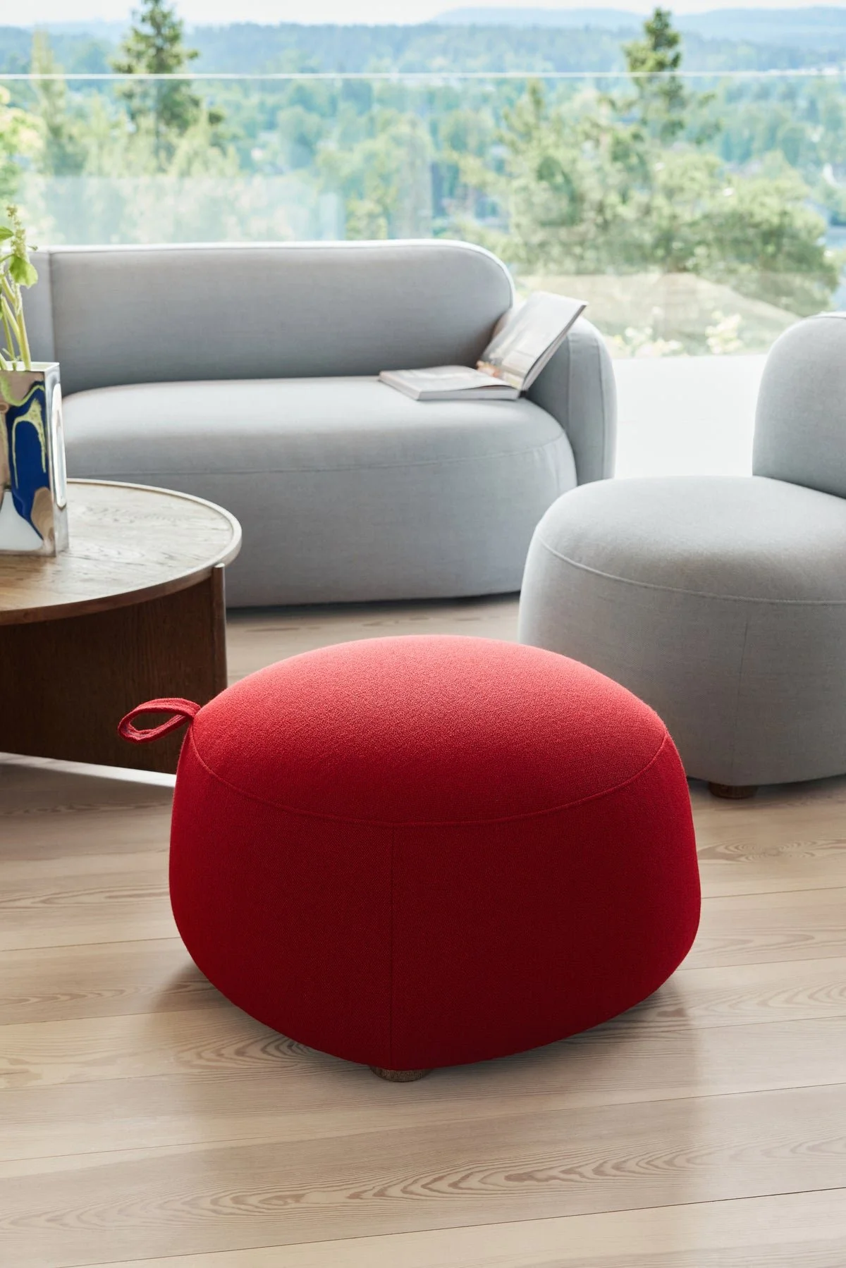 1200x_Gem_pouf_red_Vidar4-582_Northern_Ph_Sara-Spilling_highres.jpg